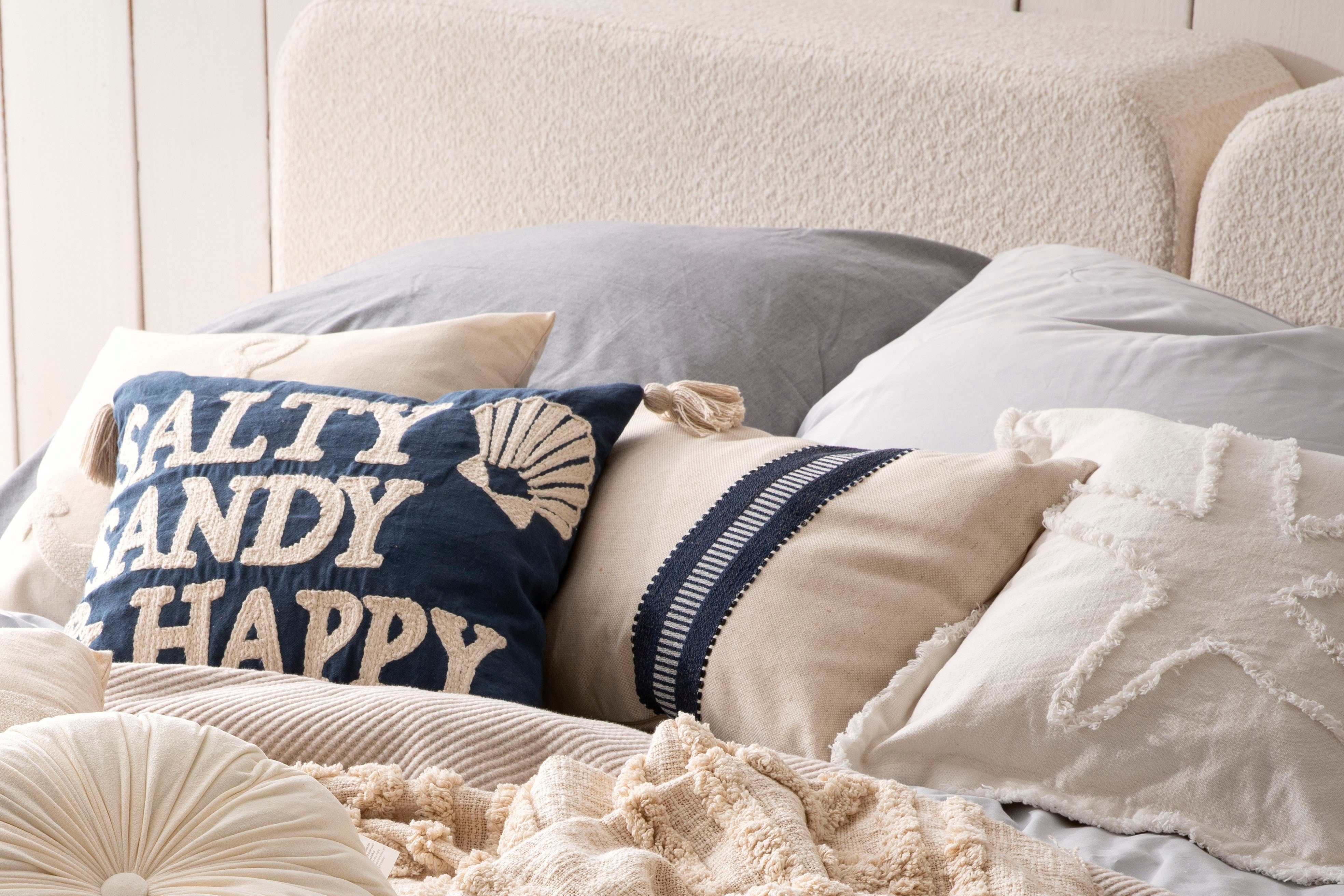 done. Dekokissen "CUSHION SEALIFE SALTY SANDY HAPPY" günstig online kaufen