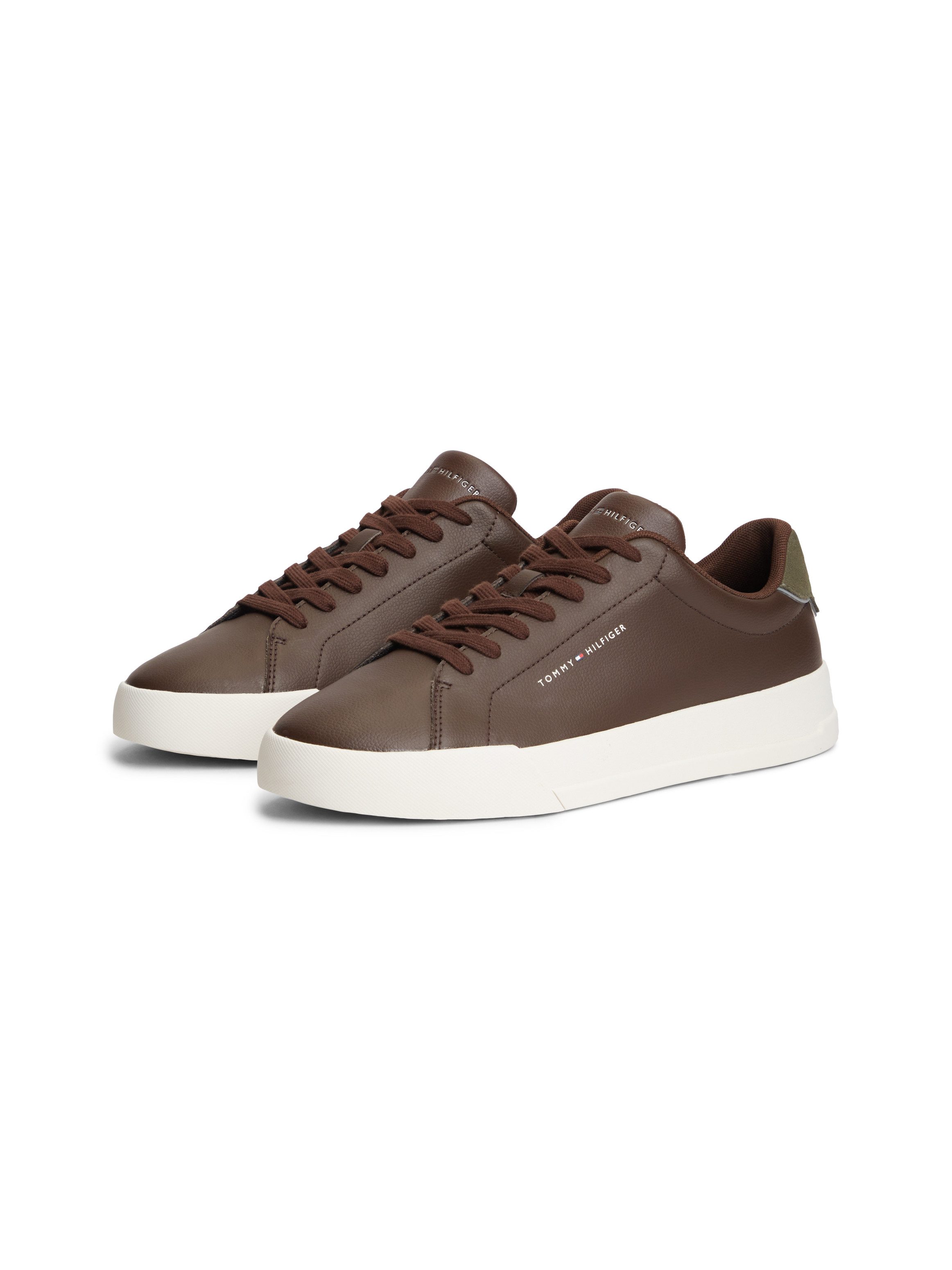 Tommy Hilfiger TH COURT LTH DETAIL ESS Sneaker, Freizeitschuh, Halbschuh, Schnürschuh mit seitlichem Logoschriftzug