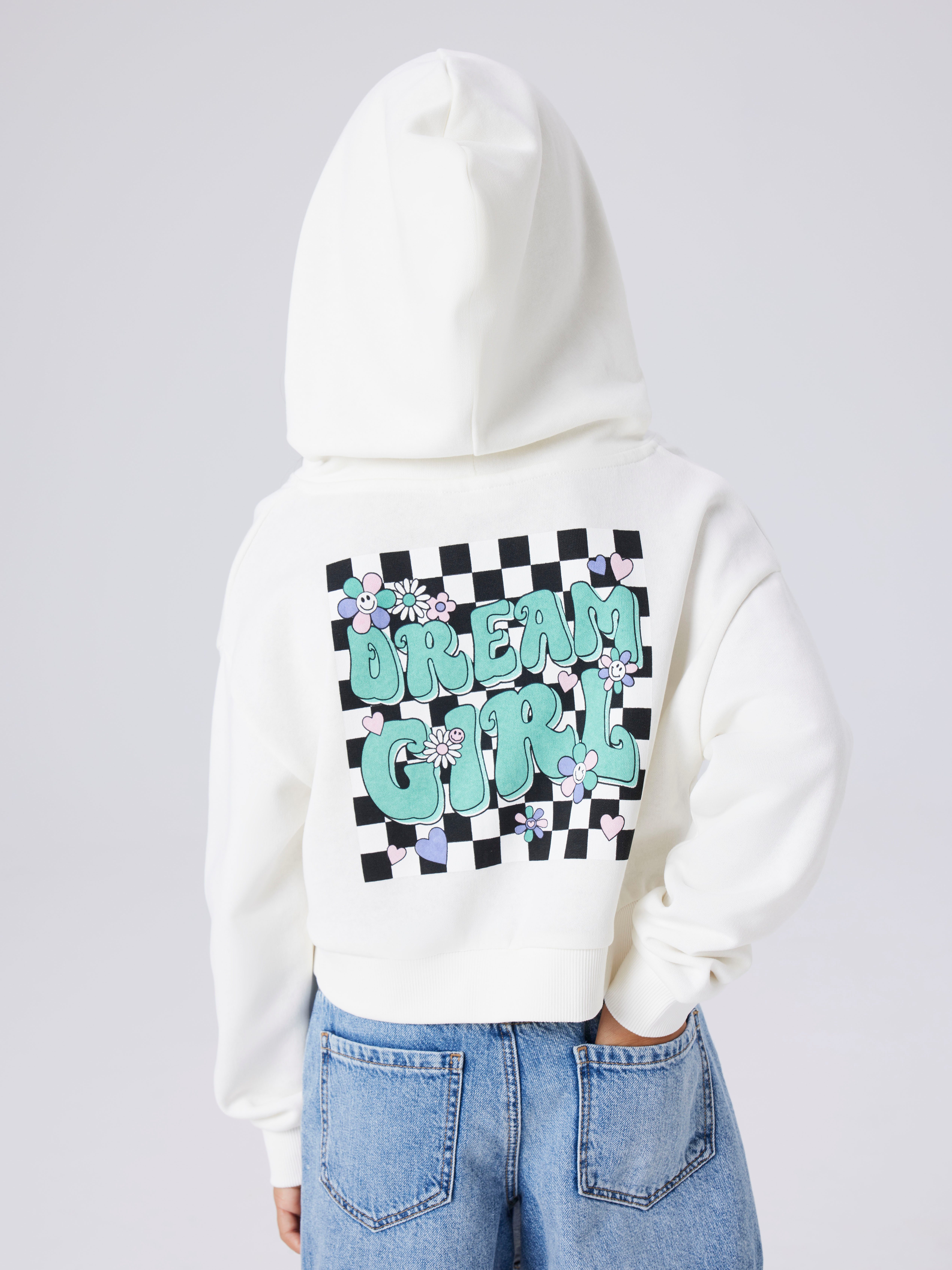 Name It Kapuzensweatshirt NKFTARA LS CROP RLX SWE WH BRU PS NOOS mit kleinem Brust- und großem Rückendruck
