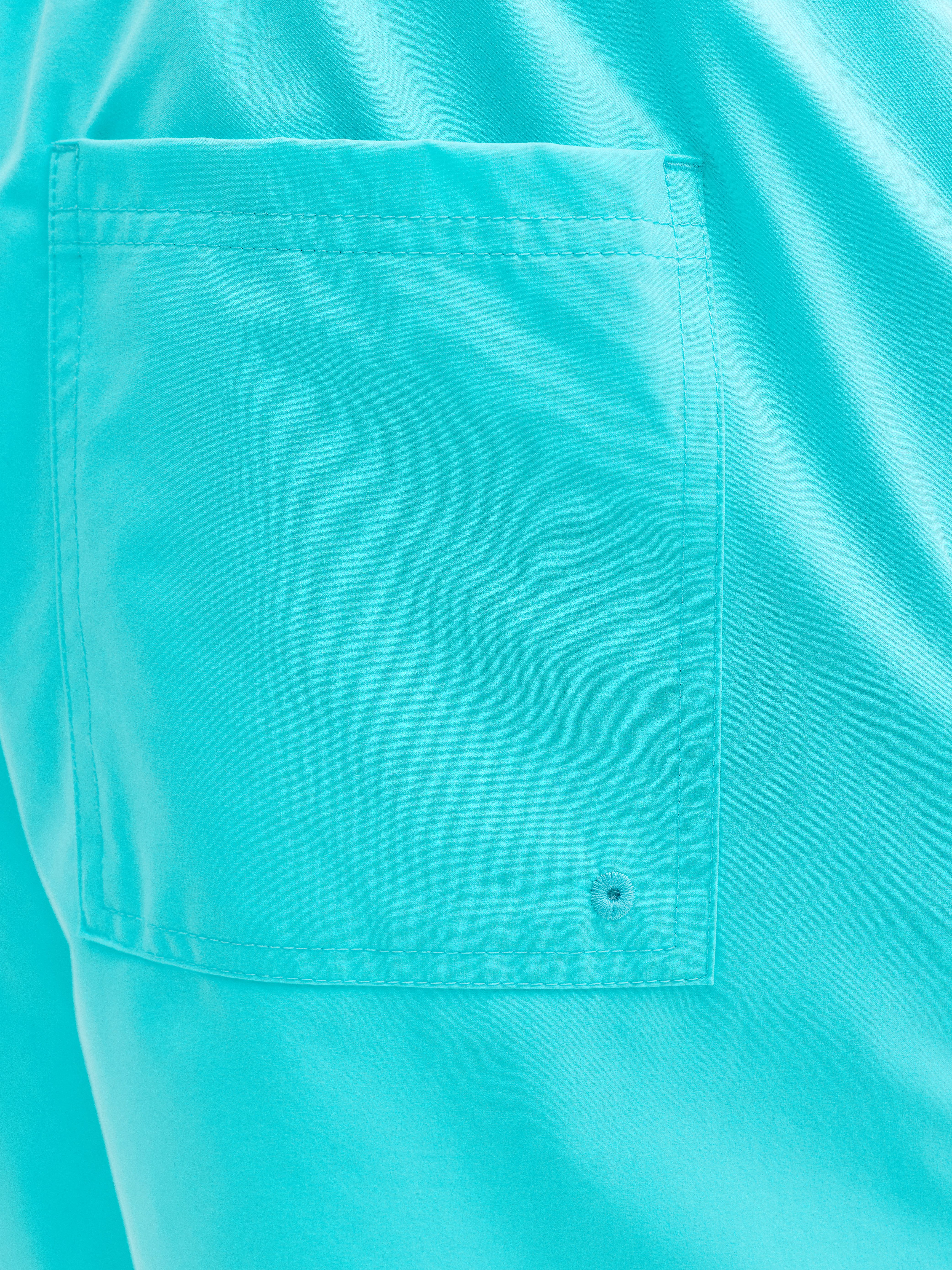 Jack & Jones Badeshorts JPSTMAUI TROPIC SOLID SWIM SHORTS SN Kunstfaser, normal geschnitten