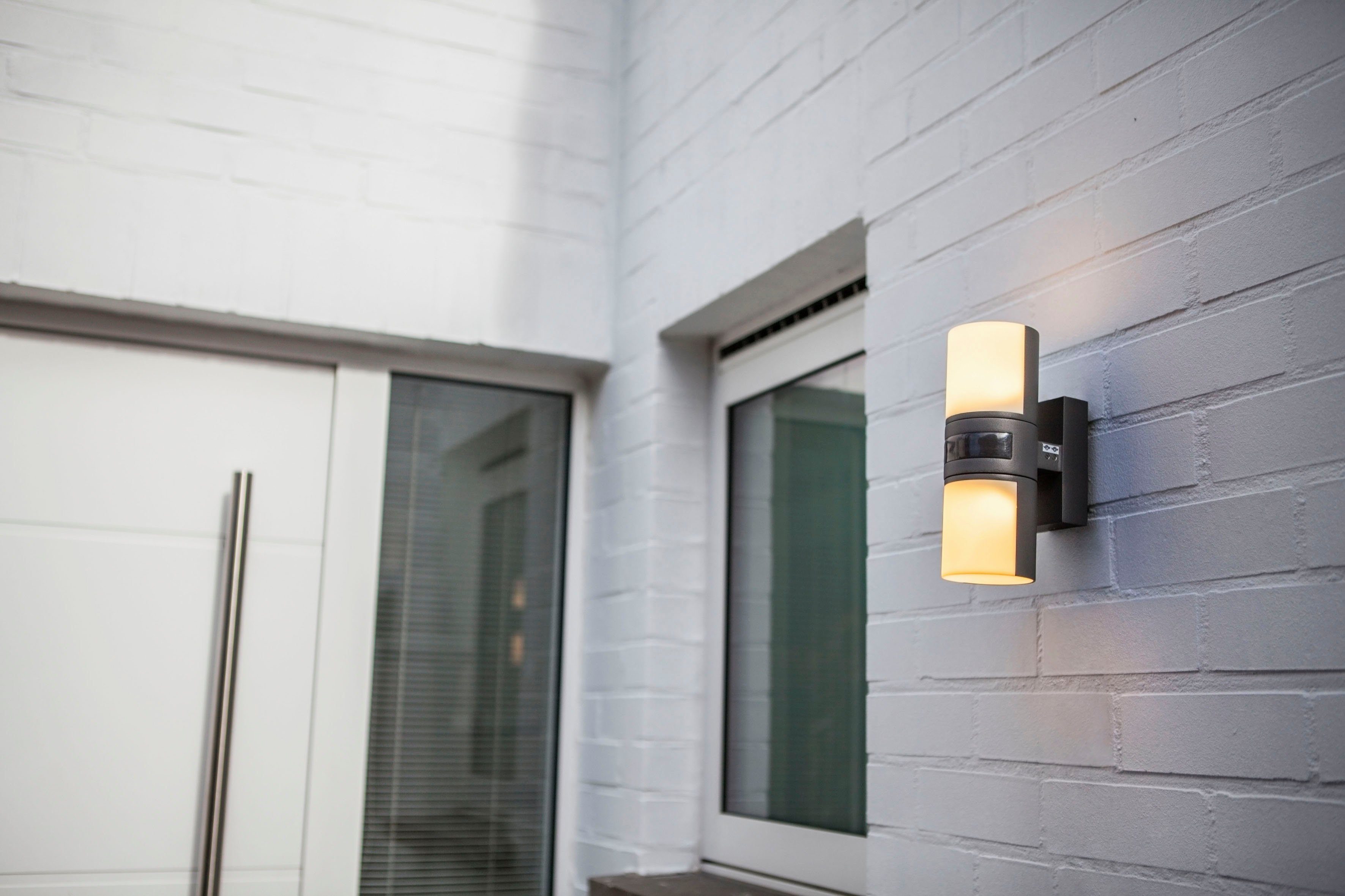 LUTEC LED Außen-Wandleuchte CYRA, drehbar integriert, LED fest