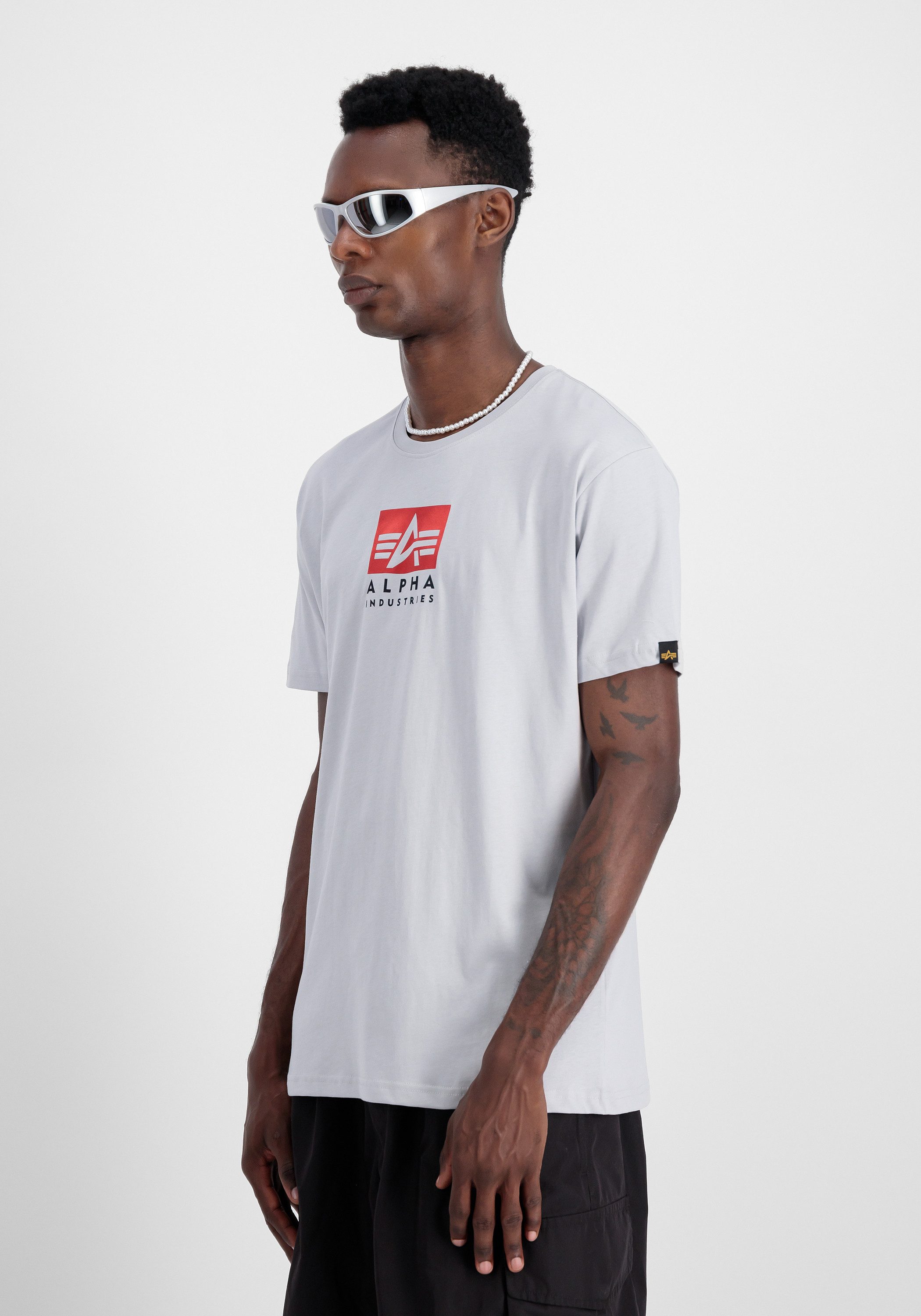 T-Shirt Satin Logo T-Shirt
