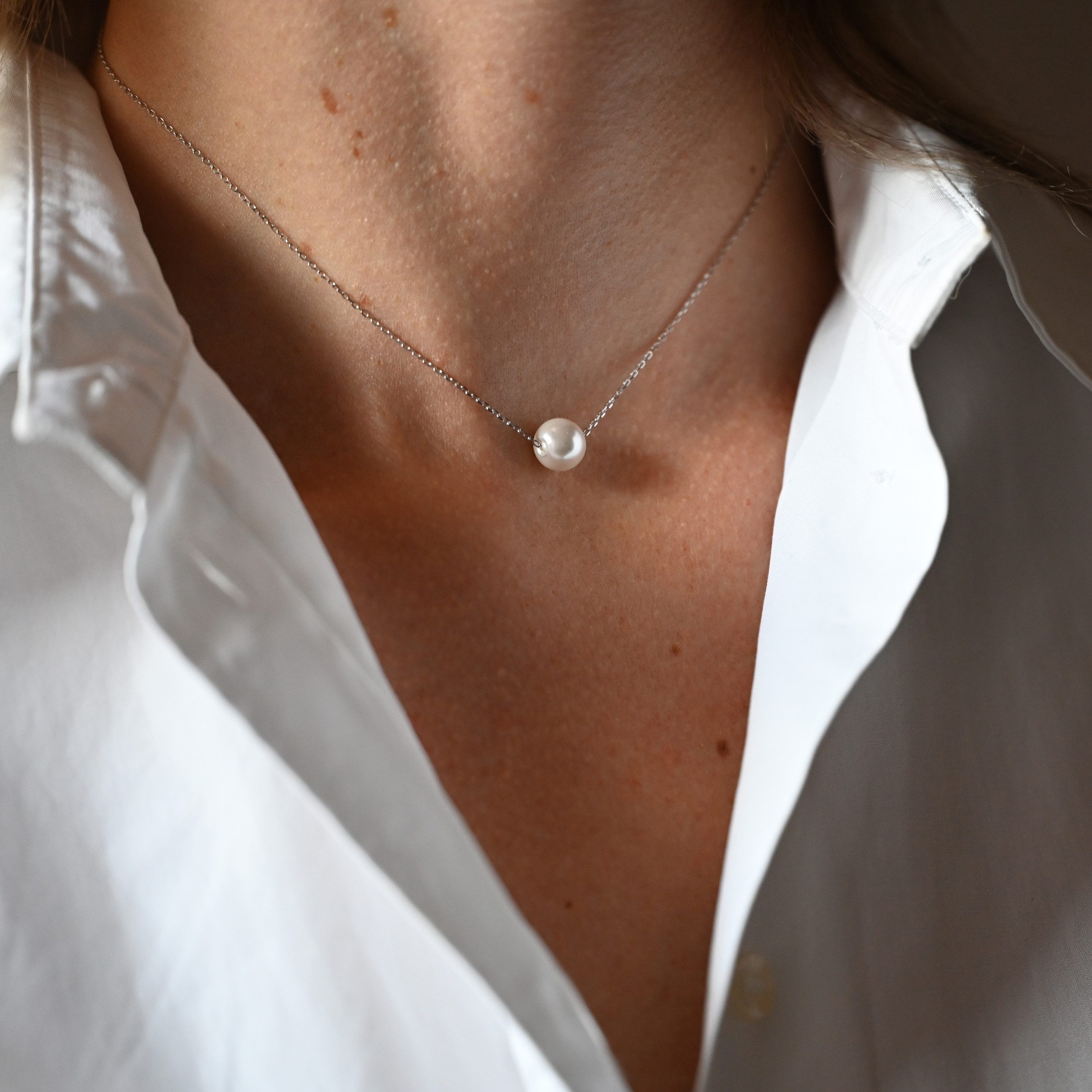 Runde Perlé Kette mit Anhänger zarte Kette mit großer Perle, handgefertigte günstig online kaufen