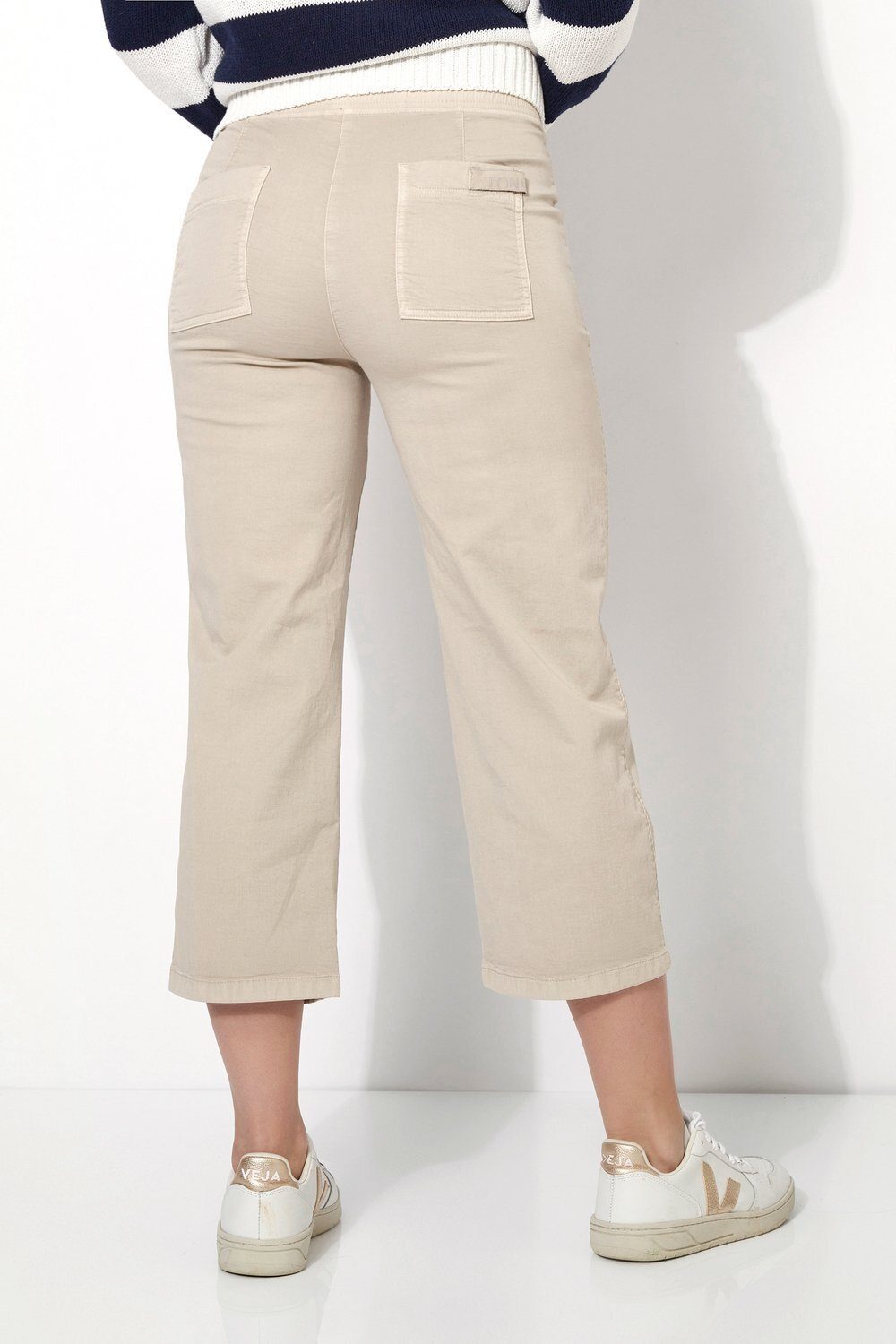 TONI Jogger Pants Sue mit - 726 ausgestellter Beinweite beige