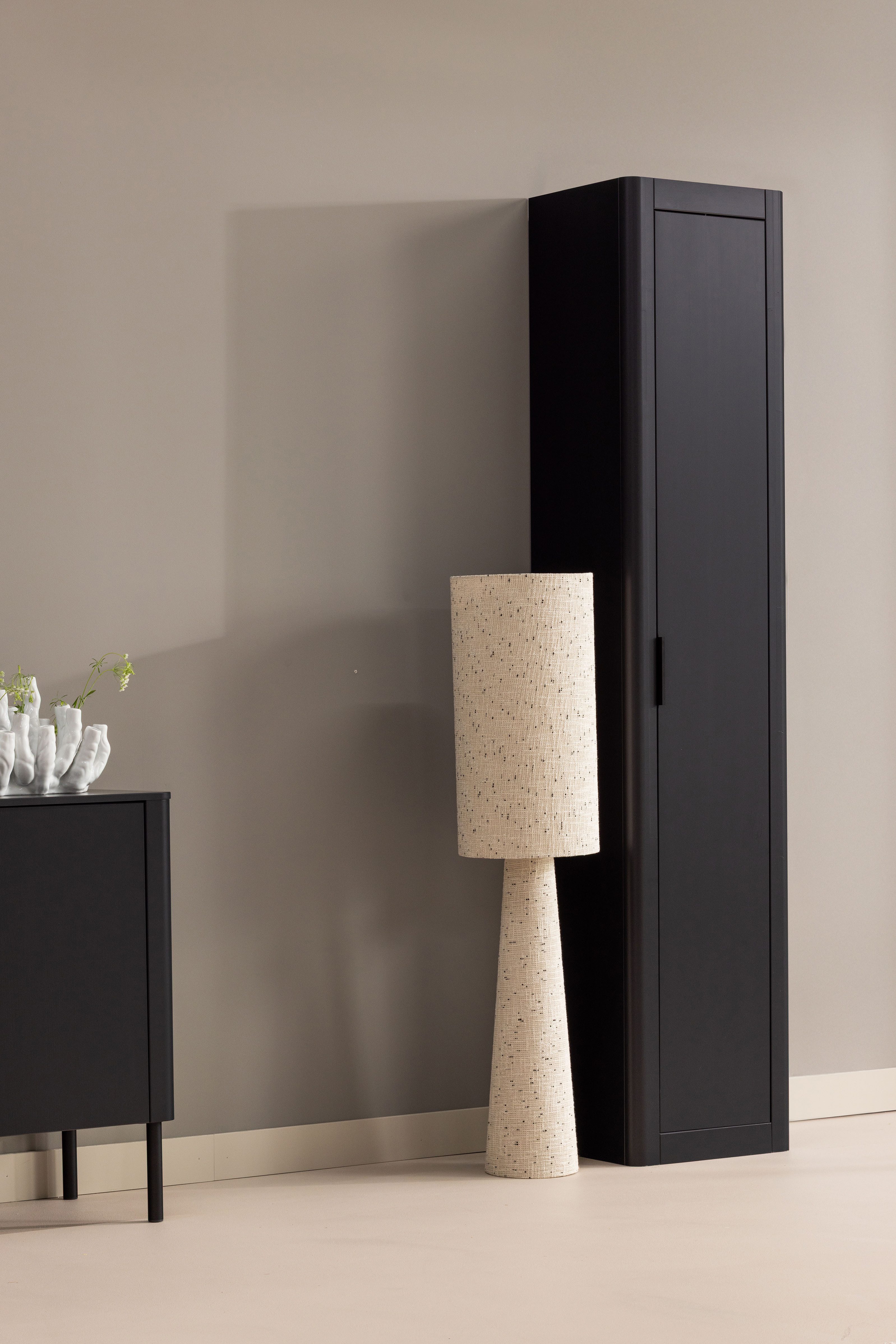 WOOOD Mehrzweckschrank Gunnar FSC® Mix Kiefernholz mit sichtbare Maserung 45x39x217 cm Tragkraft 30 kg pro Boden, Schutzlackiert, Wandbefestigung empfohlen