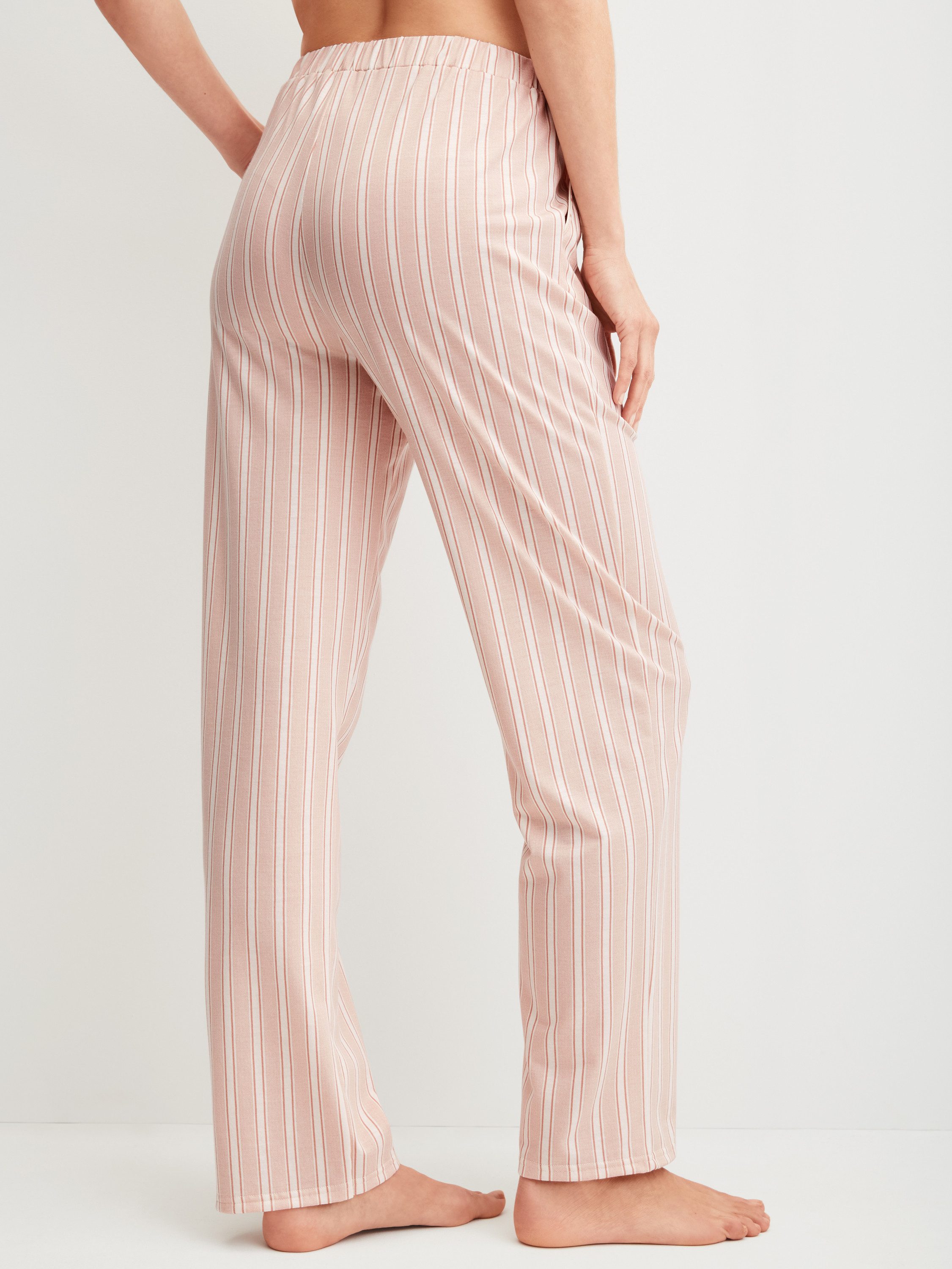 CALIDA Pyjamahose Favourites Arts Damen (1-tlg) weich, atmungsaktiv, elastischer Bund, mit Seitentaschen, pflegeleicht