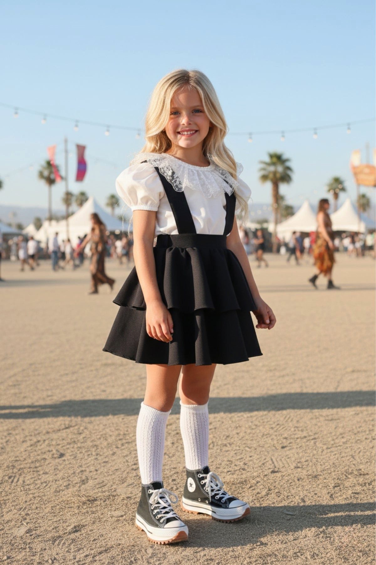 Parla Kids Shirt & Rock Schwarzes Kleid mit Trägern, kurzarm Shirt mit Spitzendetails im Set