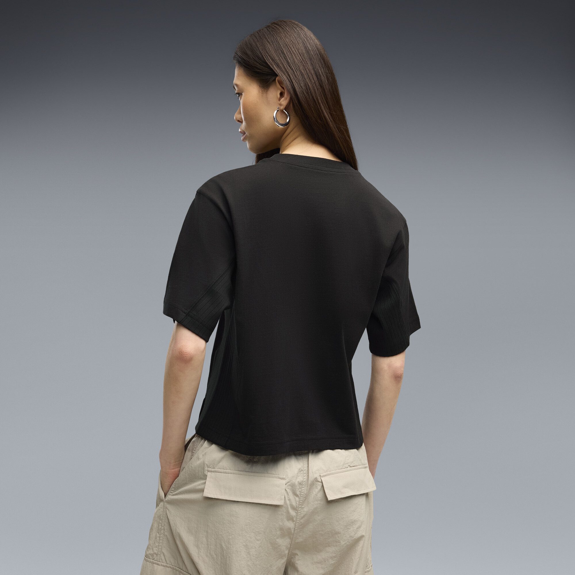 PUMA T-Shirt HER Relaxed T-Shirt Damen