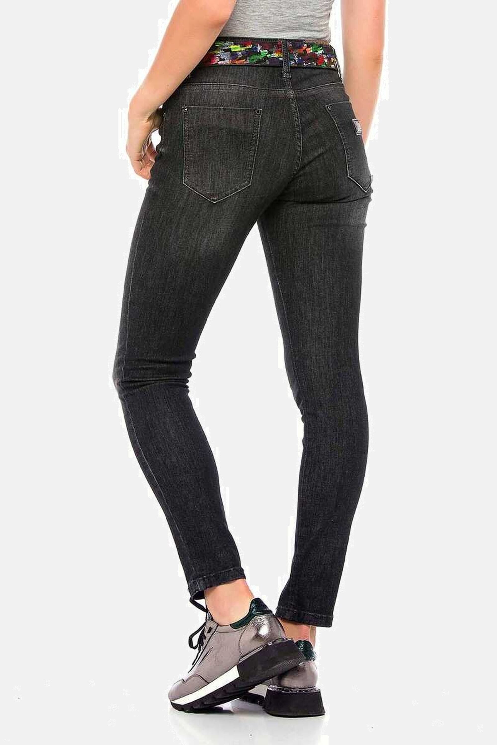Cipo & Baxx 7/8-Jeans Jeans Aus hochwertigen Materialien, WD394