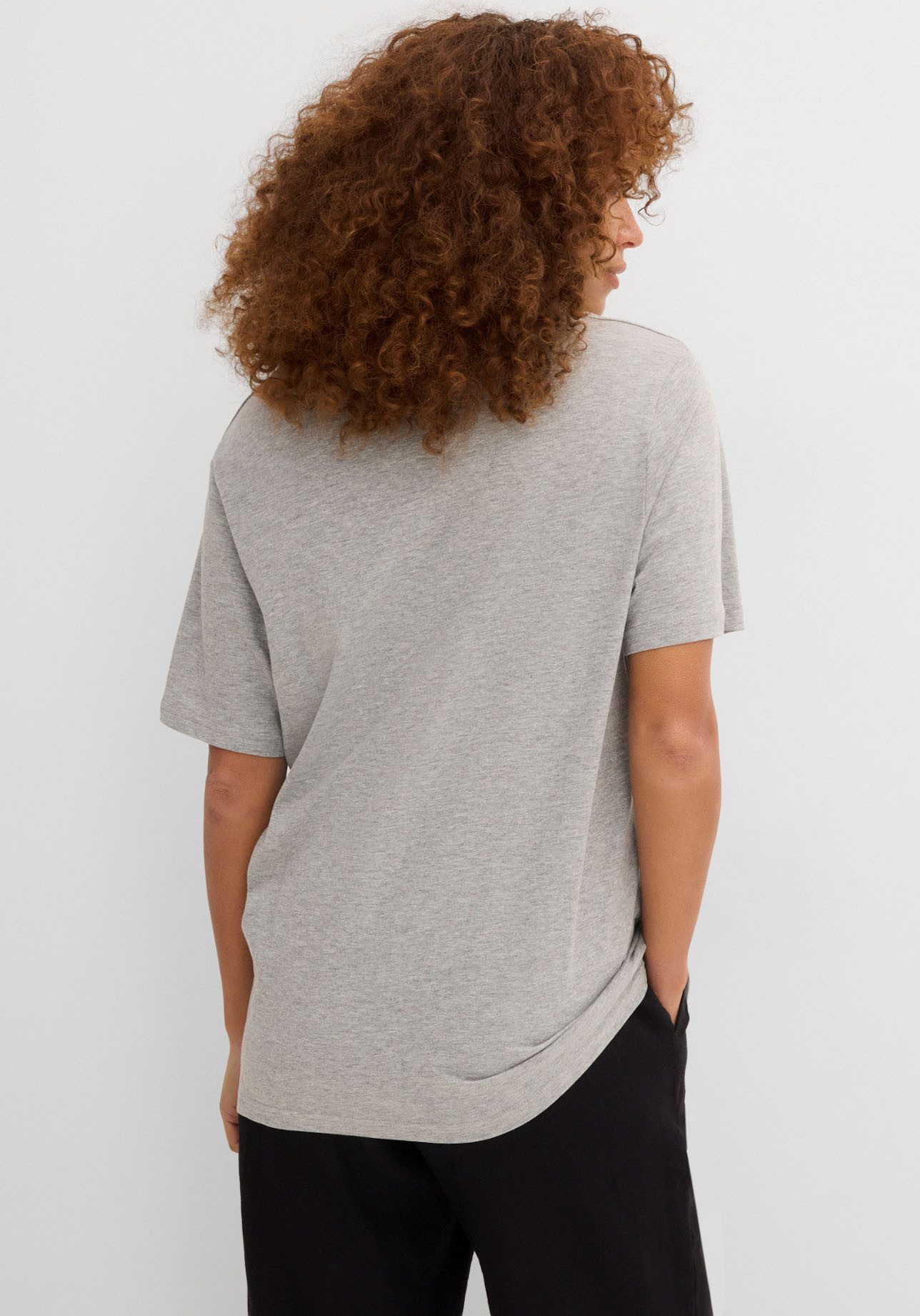 bonprix Longshirt (Packung, 5-tlg) lockere Passform, Kurzarm, mit V-Ausschnitt, unifarben
