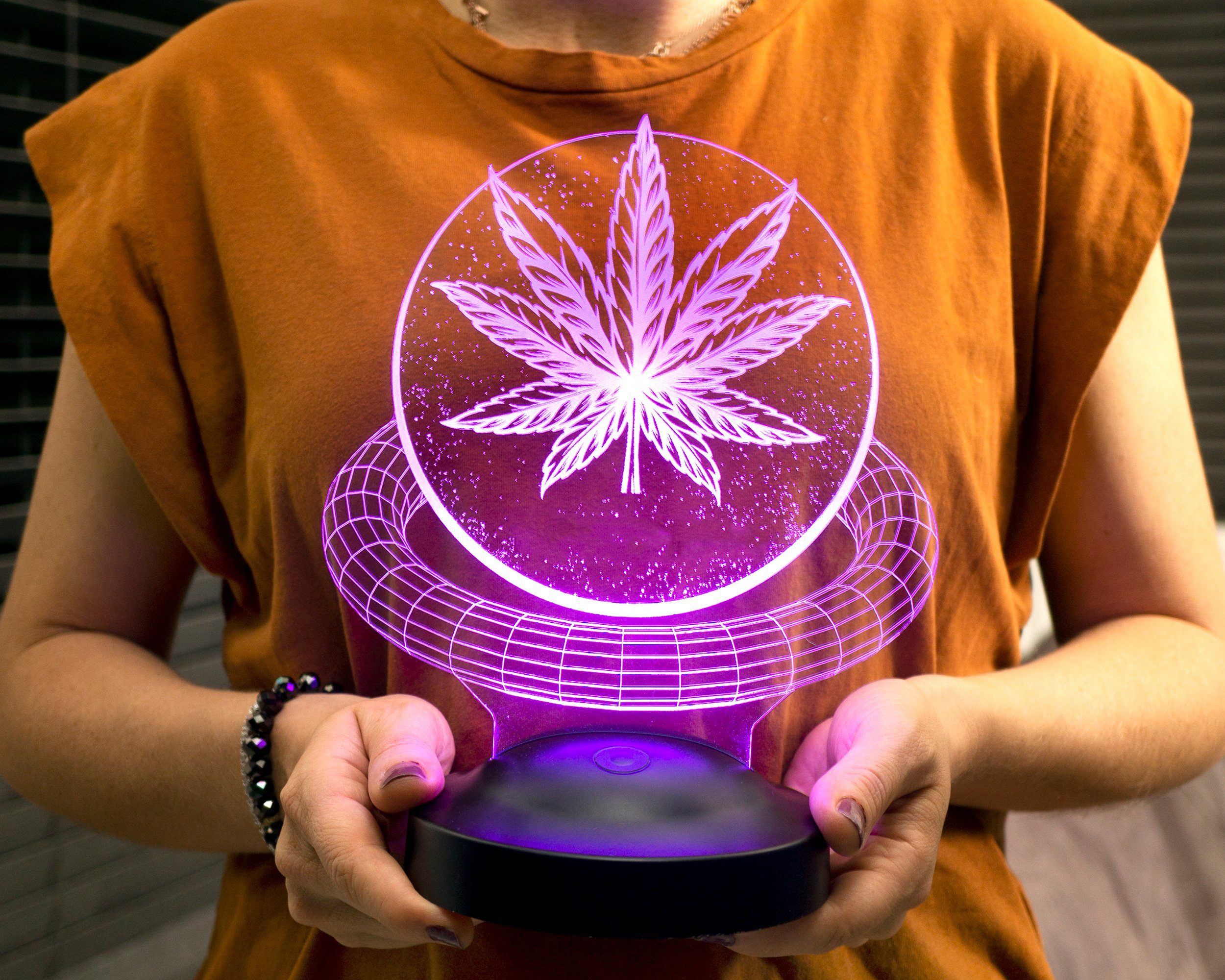 integriert, LED 7 Fans, Cannabis Fans Leuchte Farben Geschenkelampe Cannabis fest Cannabis Nachtlicht für 3D Geschenk Baum Weed Lustiges Nachttischlampe Geschenk,