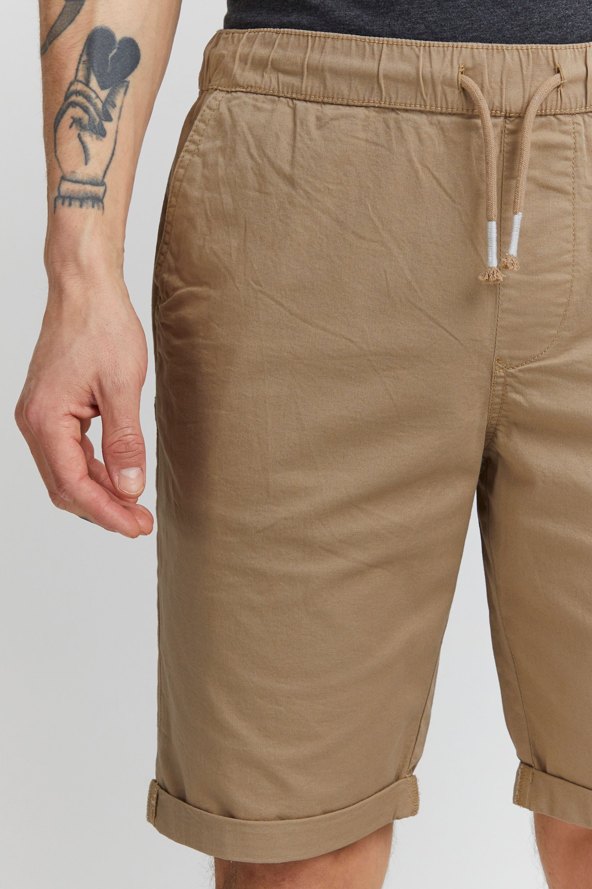 11 Project Chinoshorts PRLinos Modische Short