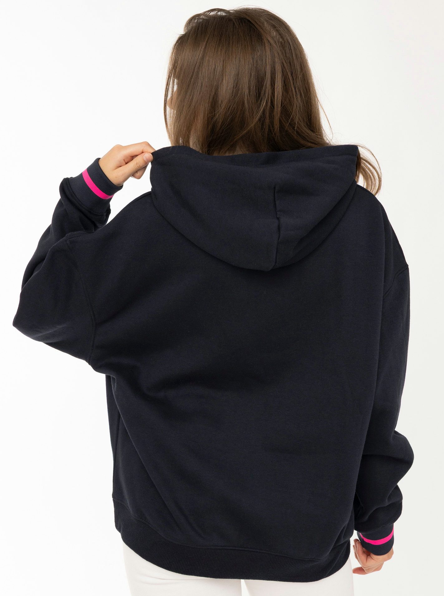 Zwillingsherz Hoodie "Zwillingsherz Patches" Oversize-Fit, Kapuze, großer Schriftzug und Patches, Kängurutasche – Bild 3 von 5