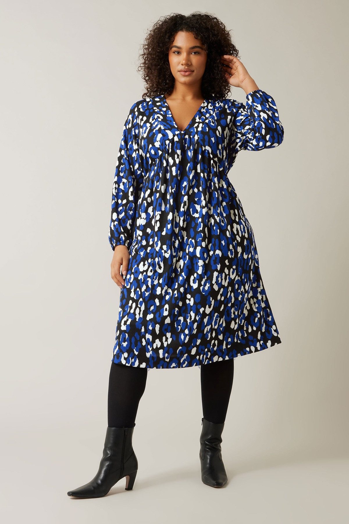 Stil Diva Midikleid Midikleid aus knitterfreiem Stoff mit V-Ausschnitt und langen Ärmeln i