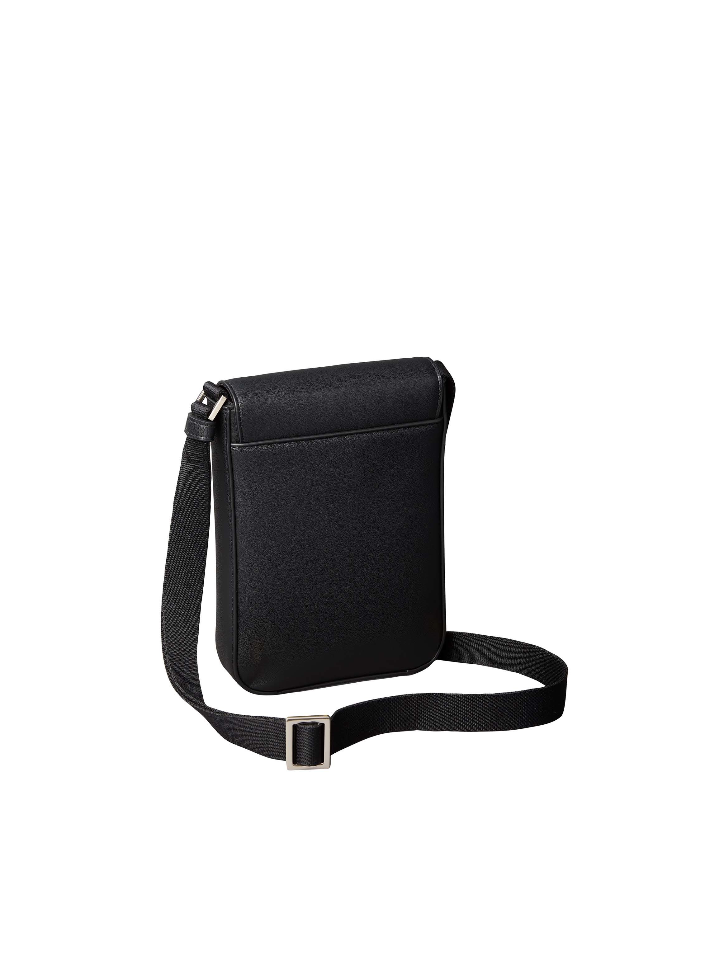 Calvin Klein Umhängetasche RAISED PHONE CROSSBODY, Herren Body Bag, Schultertasche, Mini Bag mit Überschlag