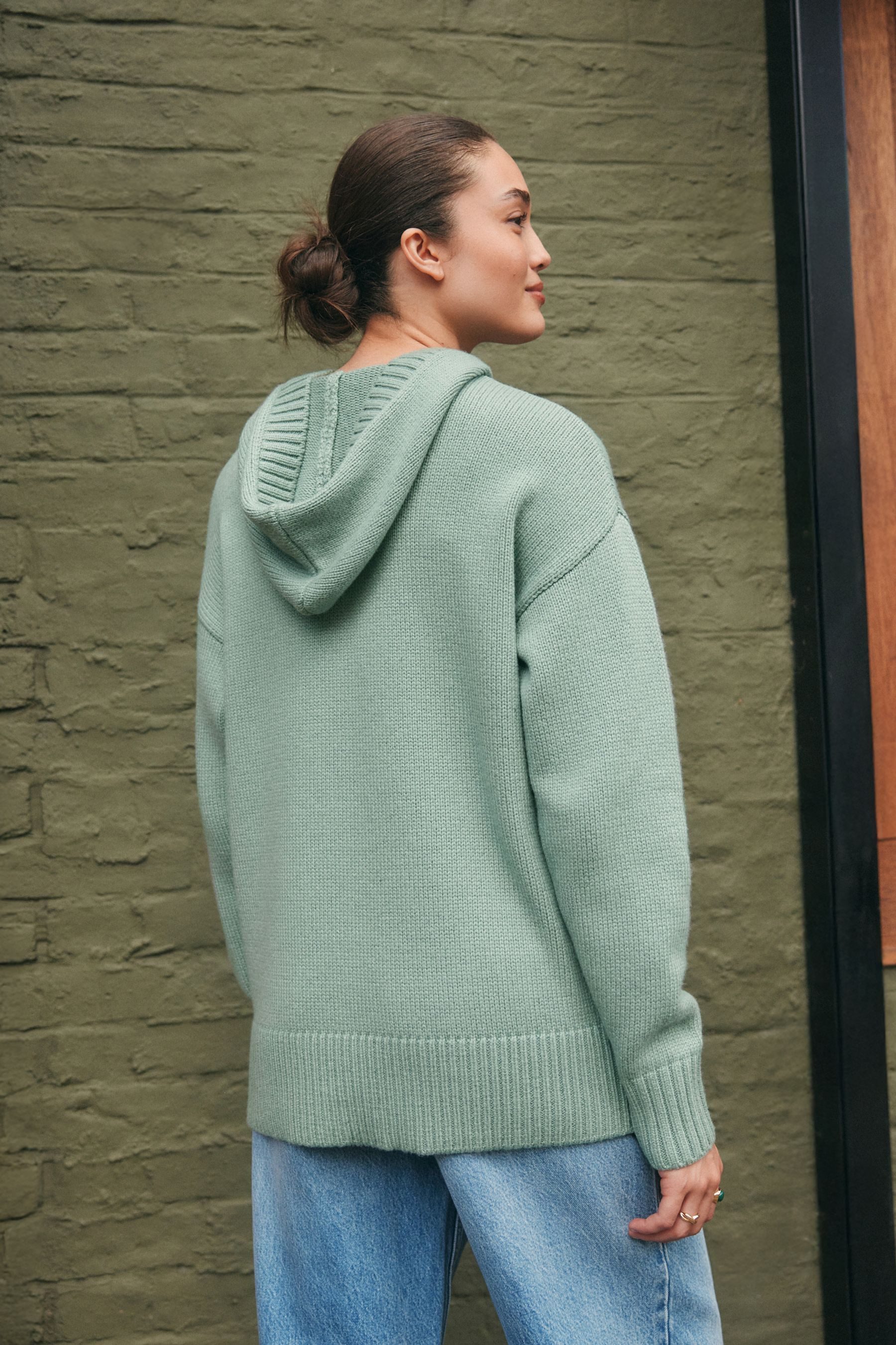 Next Kapuzenpullover Gestrickter Kapuzenpullover mit Grafik und Wolle (1-tlg)