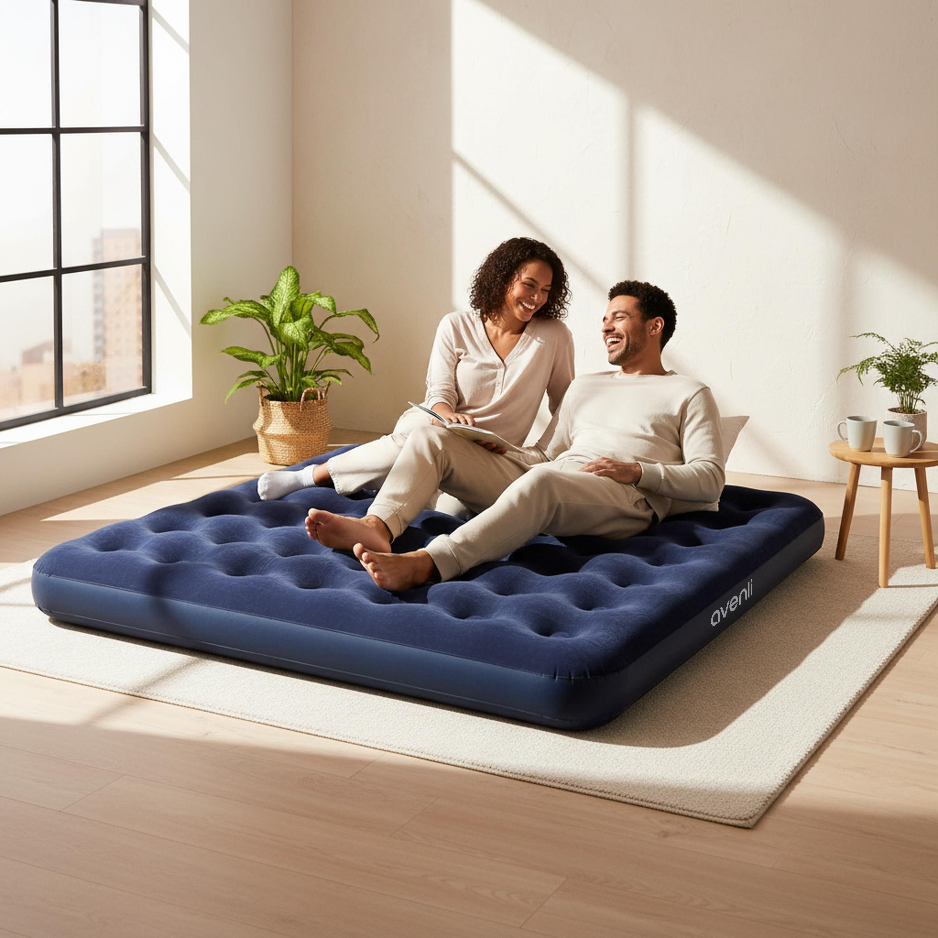 Avenli Luftbett Luftmatratze Camping für 2-3 Personen blau 203x183x22cm King-Size, (Gästebett aufblasbar Ideal als Reisebett oder Isomatte, 1-tlg., Campingmatratze ohne Pumpe), für Indoor und Outdoor mit beflockter Oberfläche