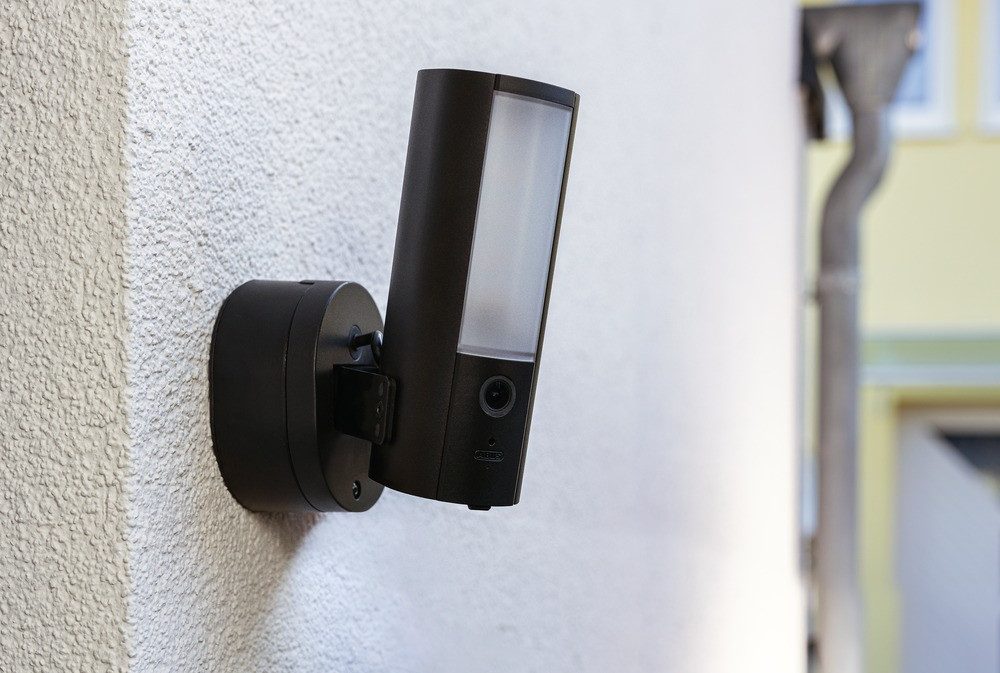 ABUS Überwachungskamera WLAN Licht Außen-Kamera (PPIC46520), mit Speicherkarte, App, Schwarz (Mit Personenerkennung, Tiererkennung, Autoerkennung und 2-Wege-Aud – Bild 5 von 5