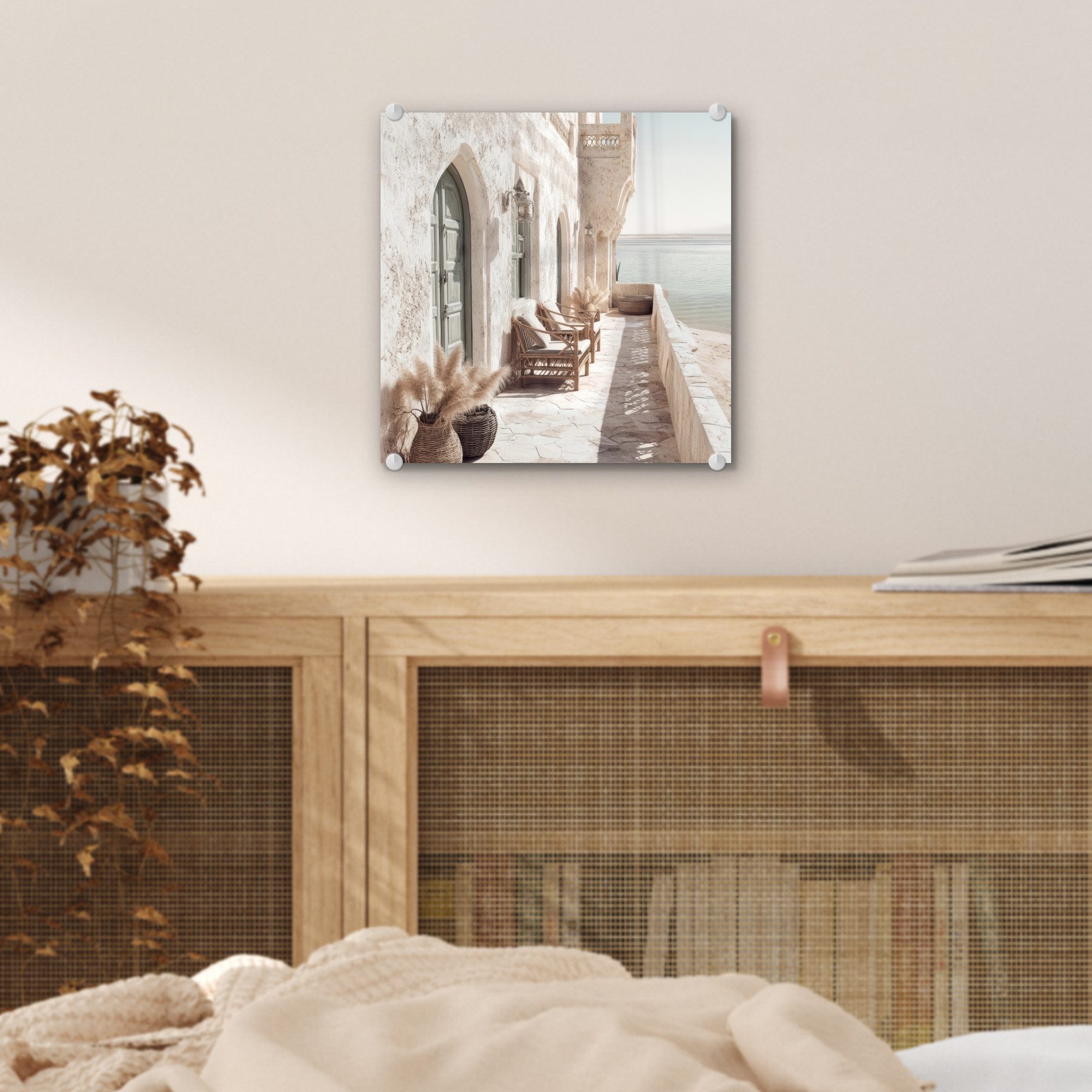 MuchoWow Acrylglasbild Terrasse - Stühle - Strand - Beige, Inkl. Aufhängung, Bilder auf Glas Wandbild, Wanddeko Wohnzimmer Badezimmer, 20x20 cm – Bild 5 von 5