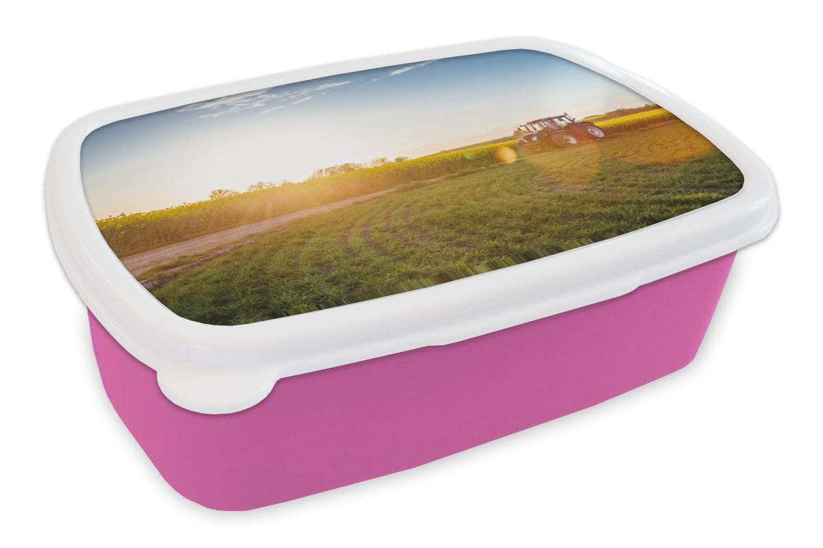 MuchoWow Lunchbox Traktor - Gras - Sonnenuntergang, Kunststoff, (2-tlg), Brotbox für Erwachsene, Brotdose Kinder, Snackbox, Mädchen, Kunststoff rosa