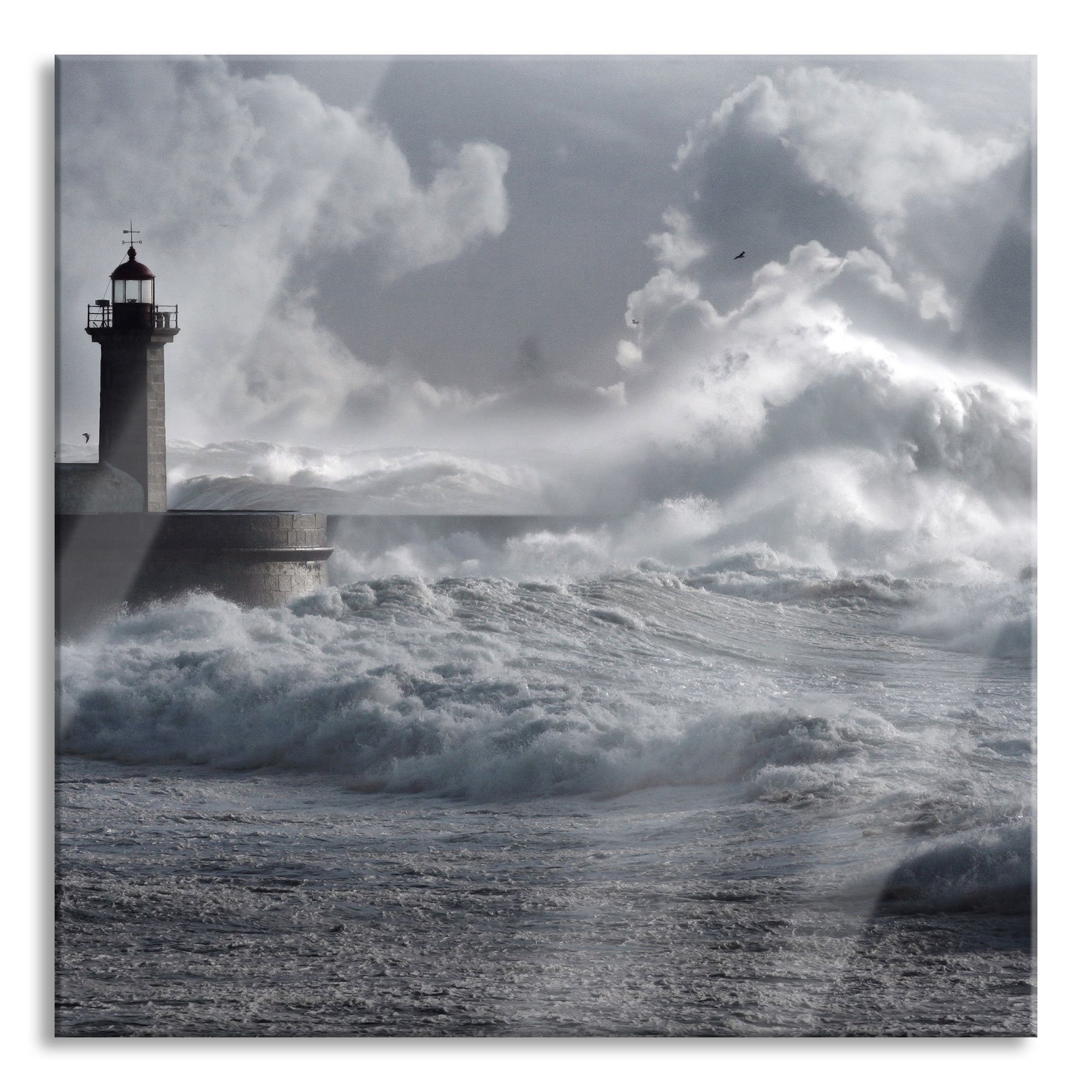 Pixxprint Leuchtturm inkl. Glasbild Echtglas, (1 Sturmwellen Portugal, St), Aufhängungen Leuchtturm und Abstandshalter Sturmwellen Portugal Glasbild aus