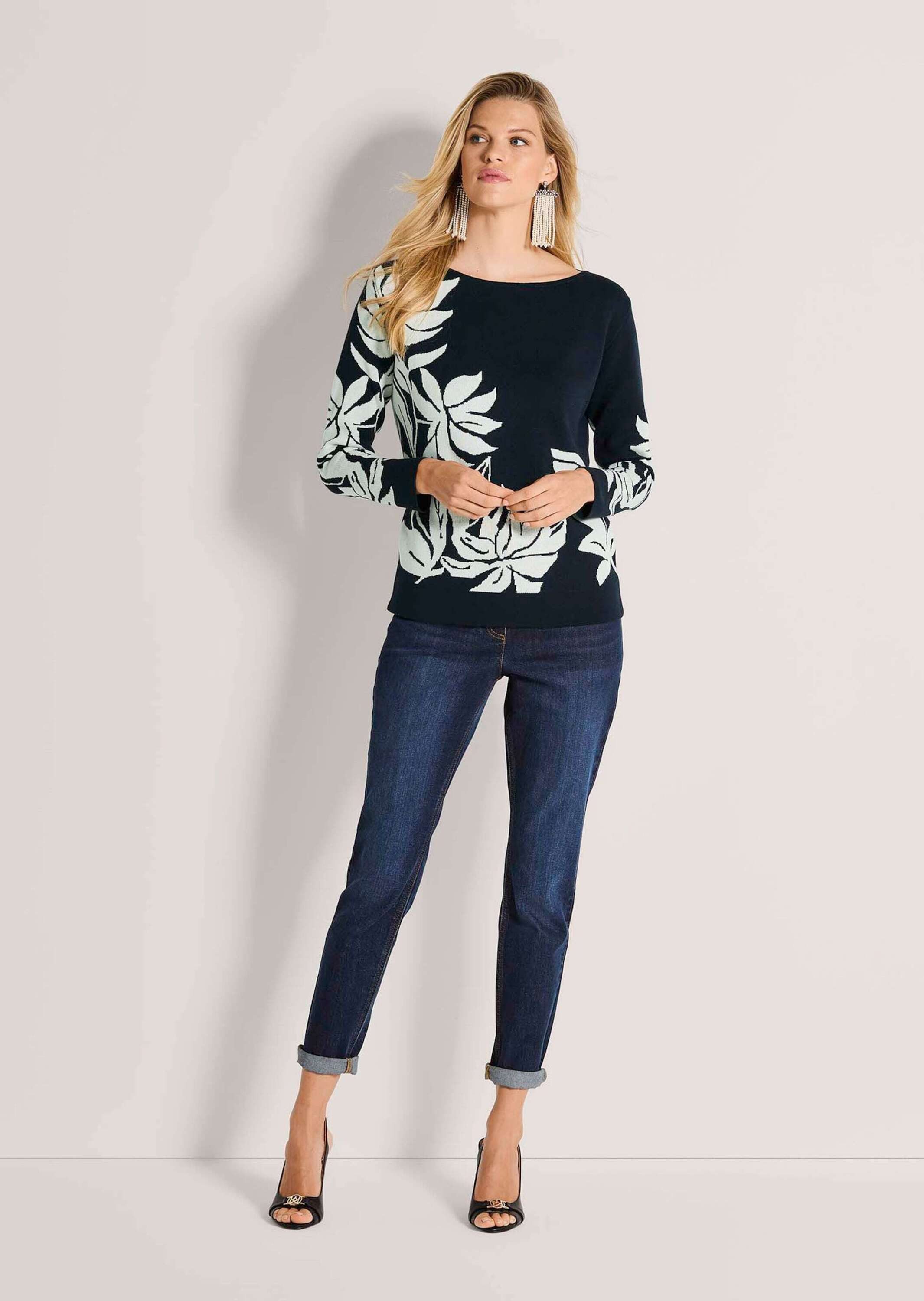 MADELEINE Strickpullover Jacquardpullover mit floralem Muster Sommerpullover mit U-Boot-Ausschnitt und Langarm