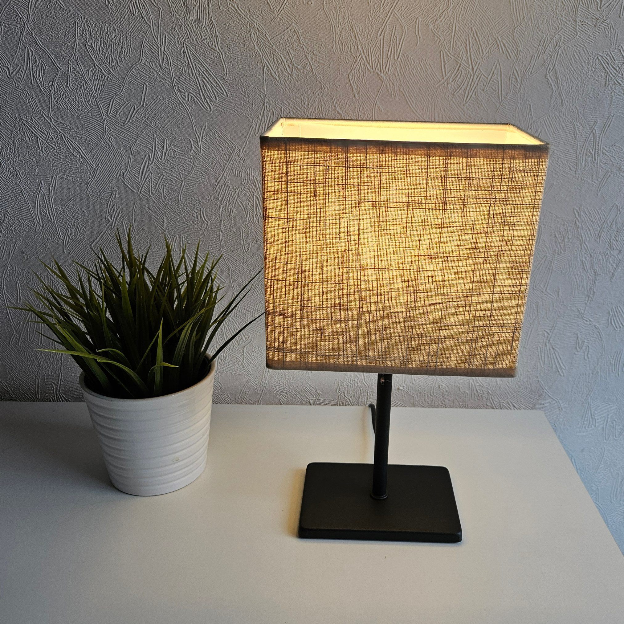 Lichthandel Hoch LED Tischleuchte Nachttischlampe Nachttischleuchte günstig online kaufen