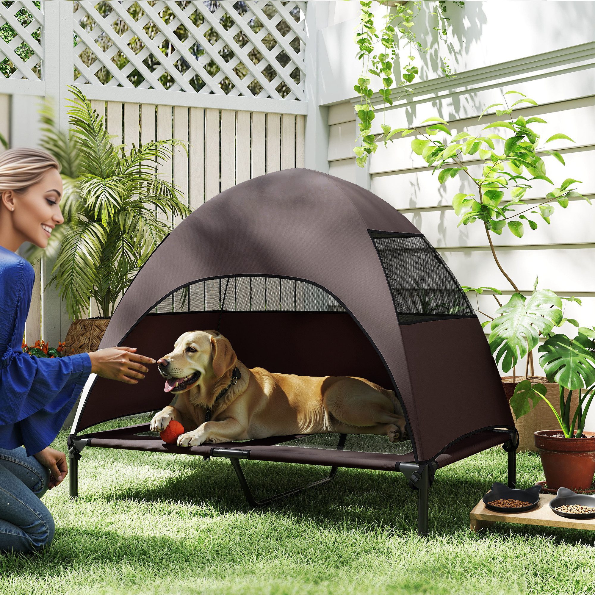 PawHut Tierbett Hundeliege Outdoor mit Dach, Erhöhtes Hundebett, Polyester, Für große Hunde, für Draußen Camping 106x76x99cm, Kaffee