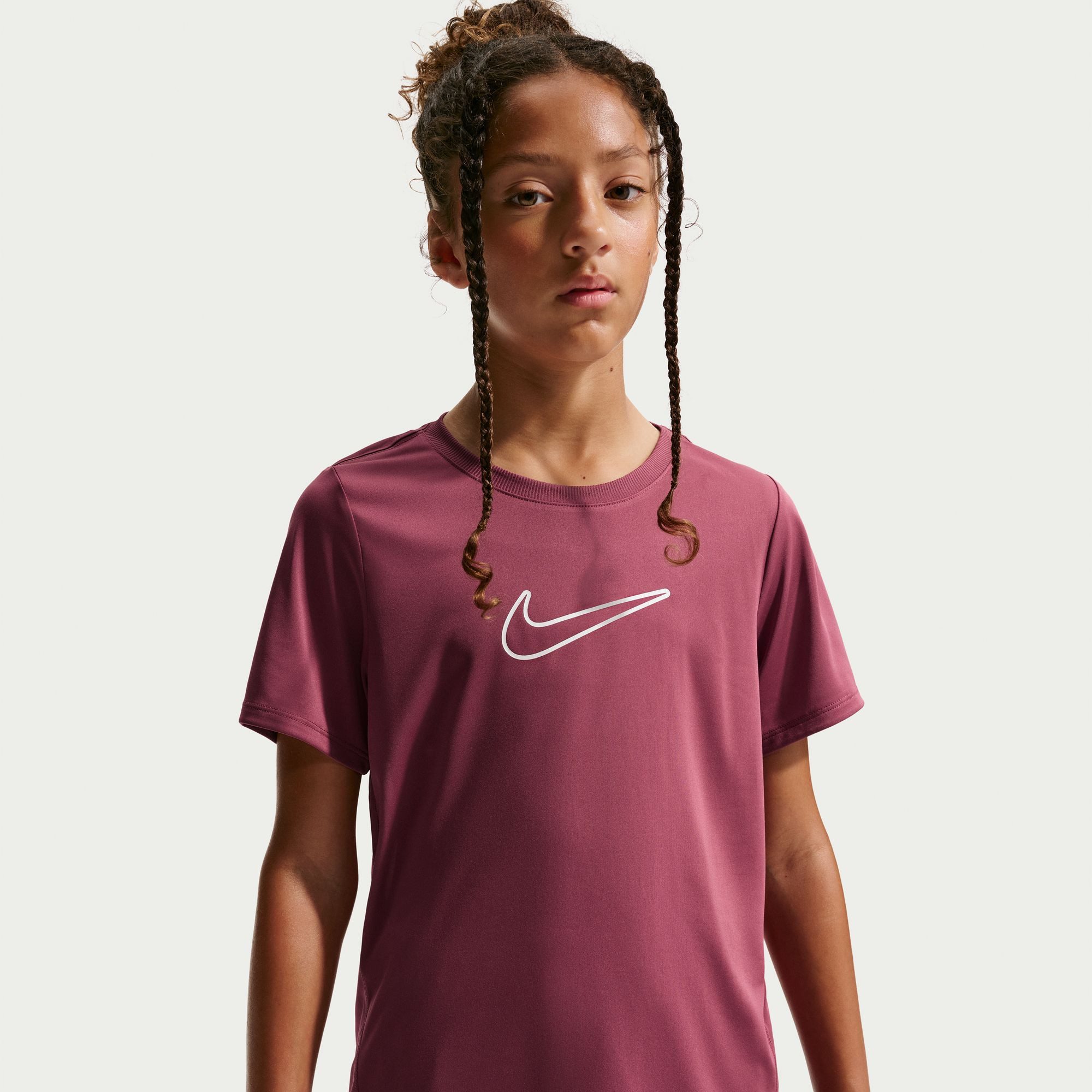 Nike Tanktop Nike One Fitted Big Kids' (Girls) Dri-FIT Short-Sleeve Top für Jugendliche, atmungsaktives Material, schnelltrocknend