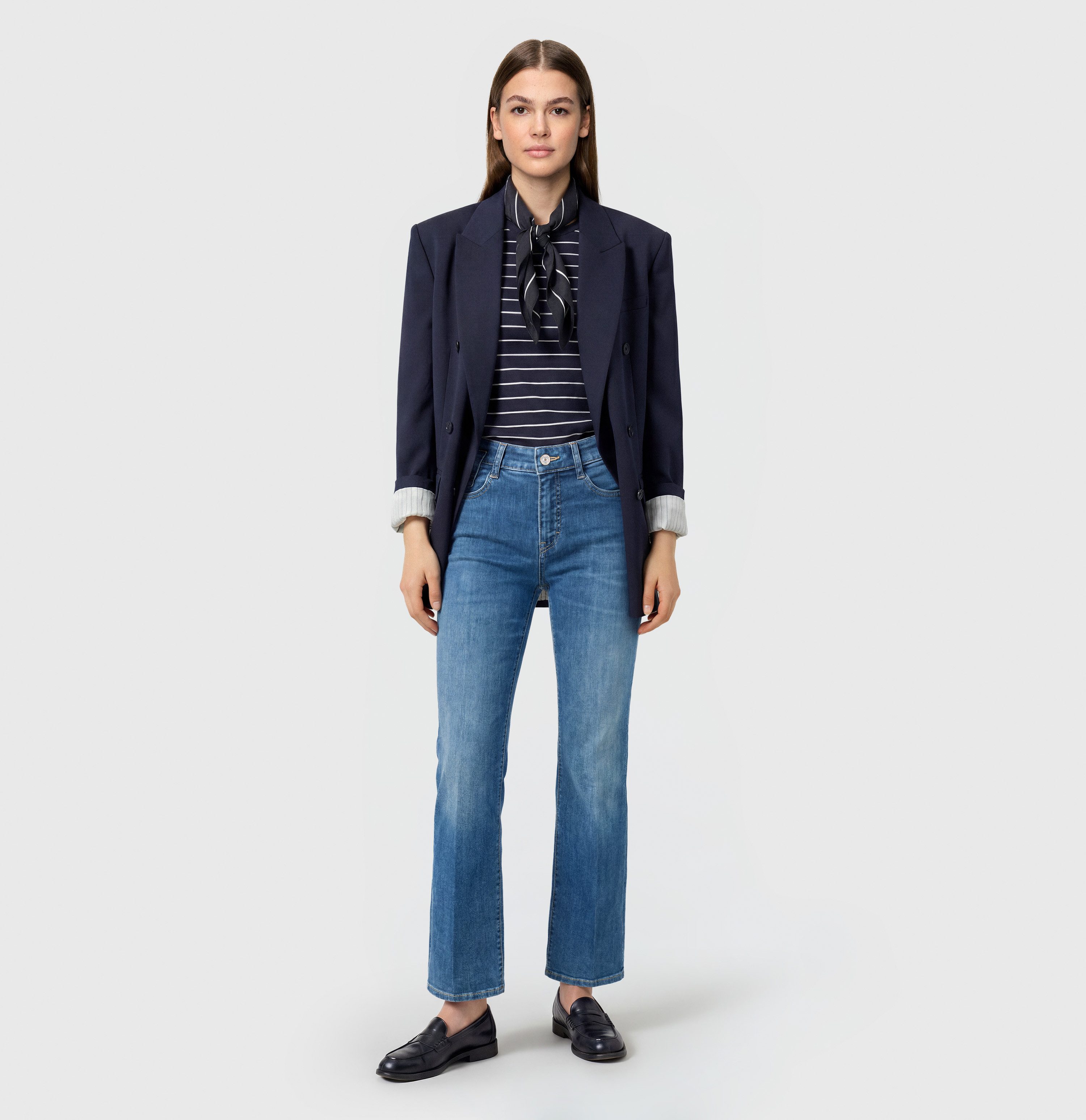 MAC Bootcut-Jeans LAURA Figurformende Denim-Qualität – Bild 5 von 5