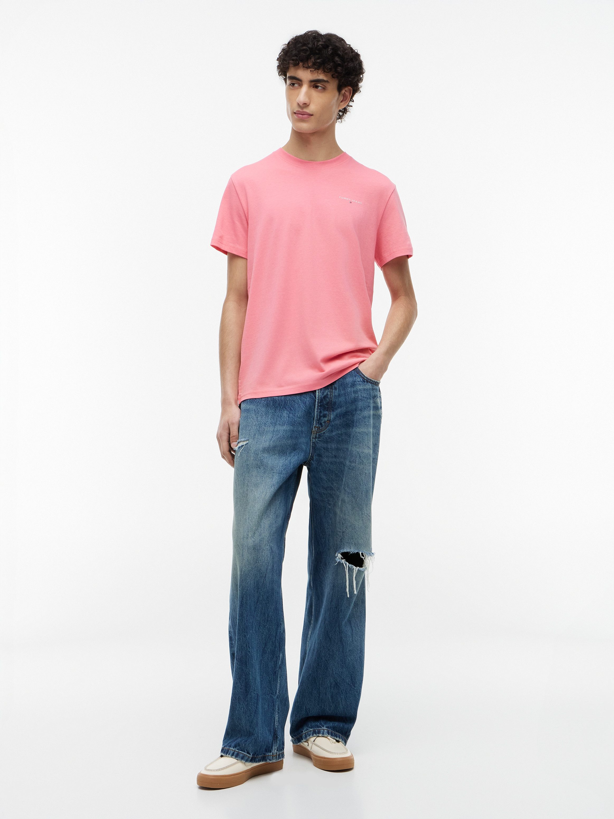 Tommy Jeans T-Shirt TJM SLIM LINEAR CHEST TEE EXT Mit Rundhalsausschnitt – Bild 4 von 5