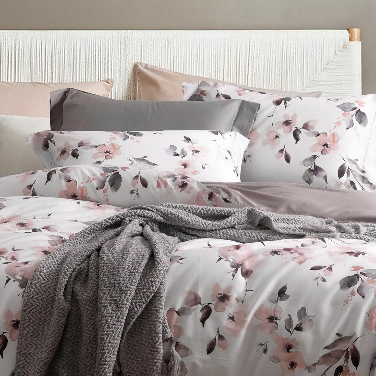 TRAUMSCHLAF Bettwäsche Leeds, Mako Satin, 2 teilig, florales Design mit sei günstig online kaufen