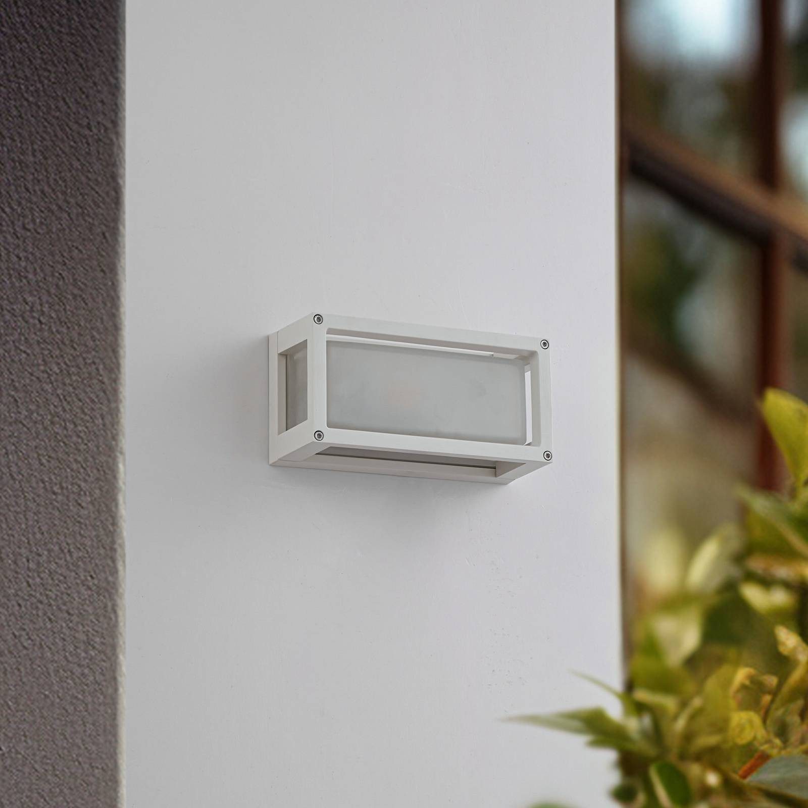 Lucande Außen-Wandleuchte Aurelien, Metall, Weiß IP54, 1 x 15 W LED