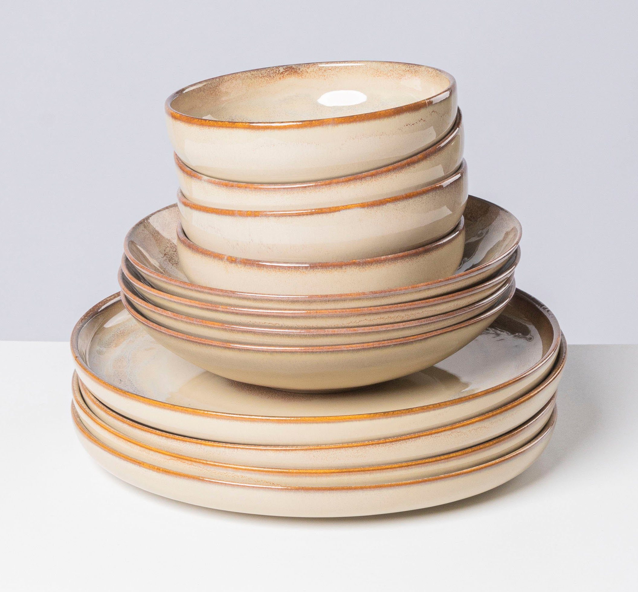 Gipfelstück Tafelservice Teller Set, Geschirr-Set, Service Nebelwald (12-tlg), 4 Personen, Steinzeug, Scandi-Style, jedes Stück ein Unikat, 12 Teile, für 4 Personen
