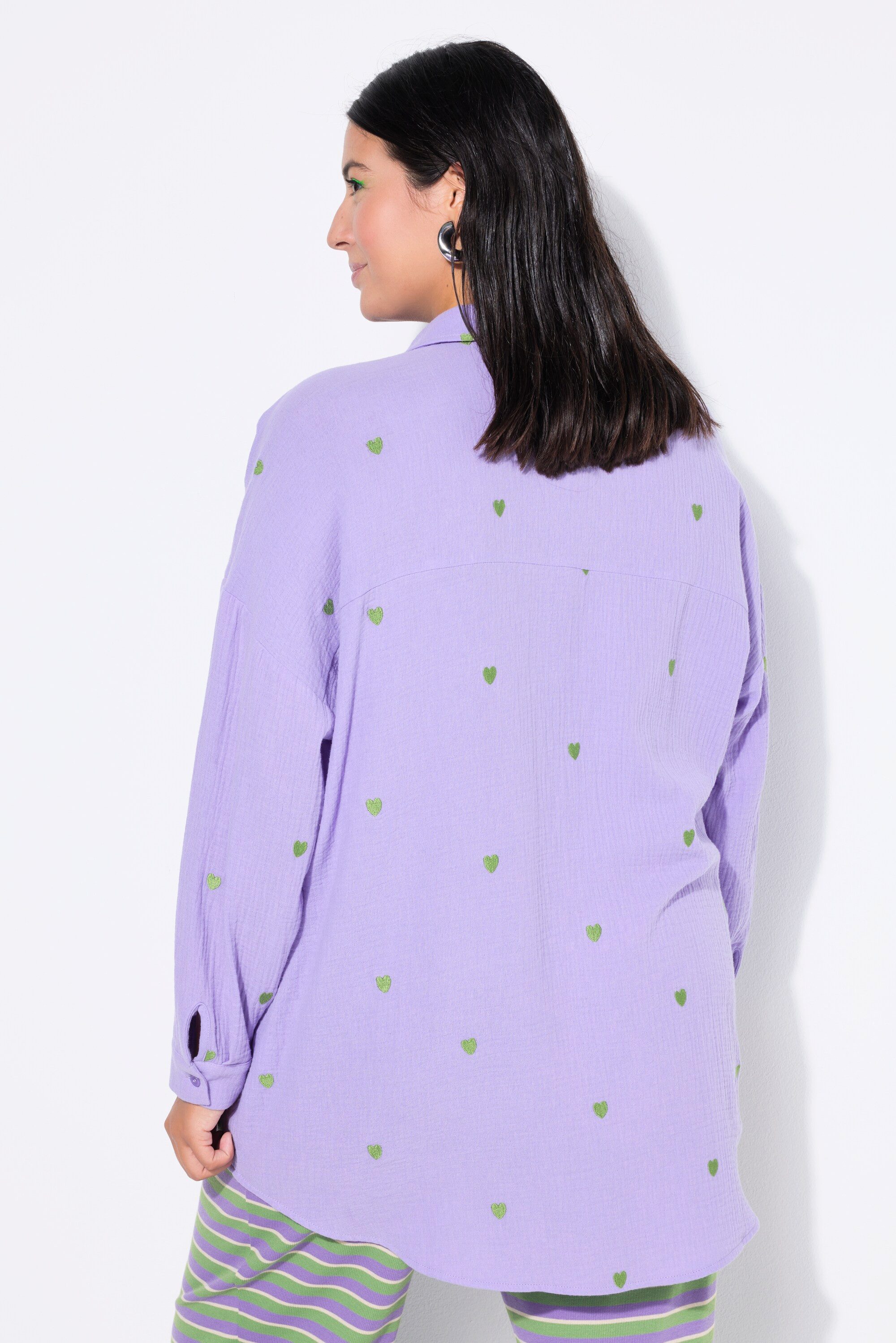 Studio Untold Hemdbluse Hemdbluse oversized Musselin Hearts-Stickerei