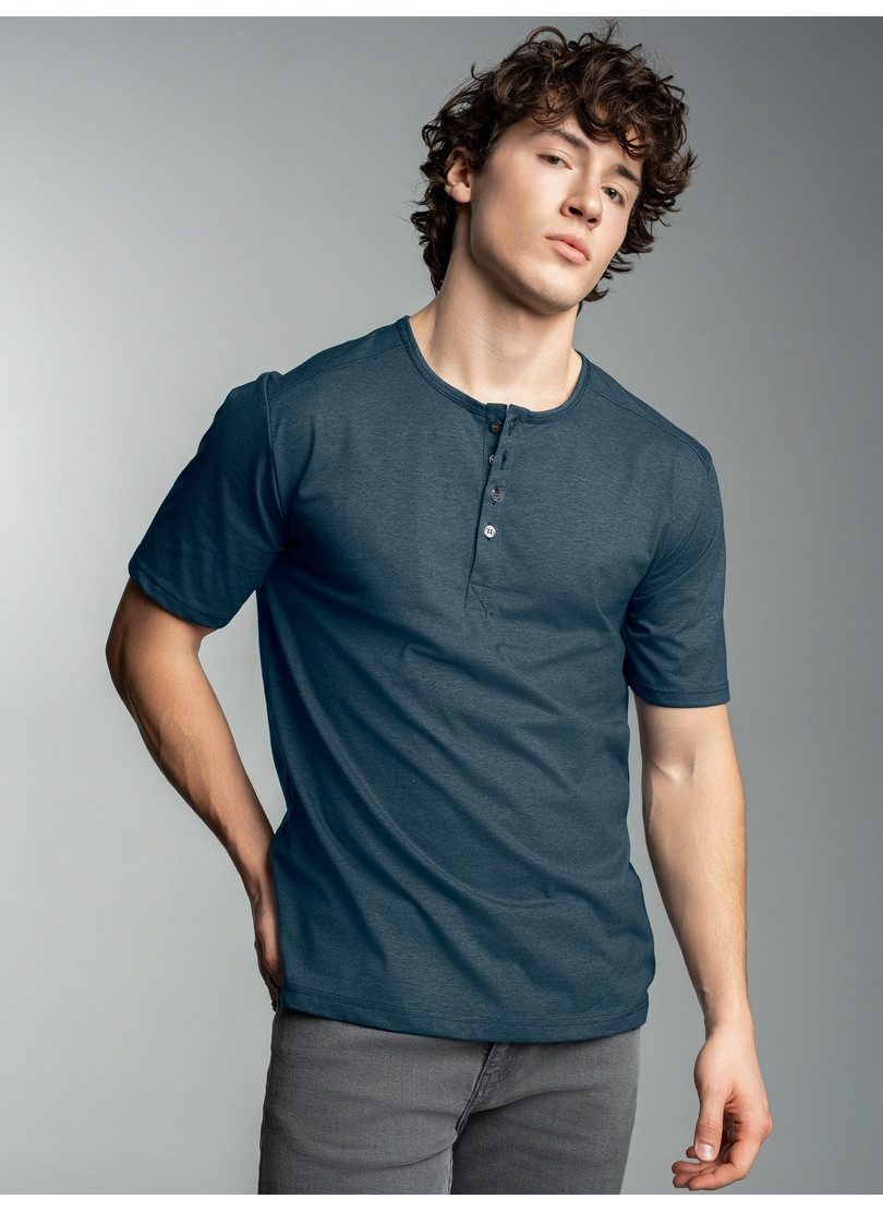 Trigema T-Shirt TRIGEMA T-Shirt mit Knopfleiste DELUXE Baumwolle (1-tlg)
