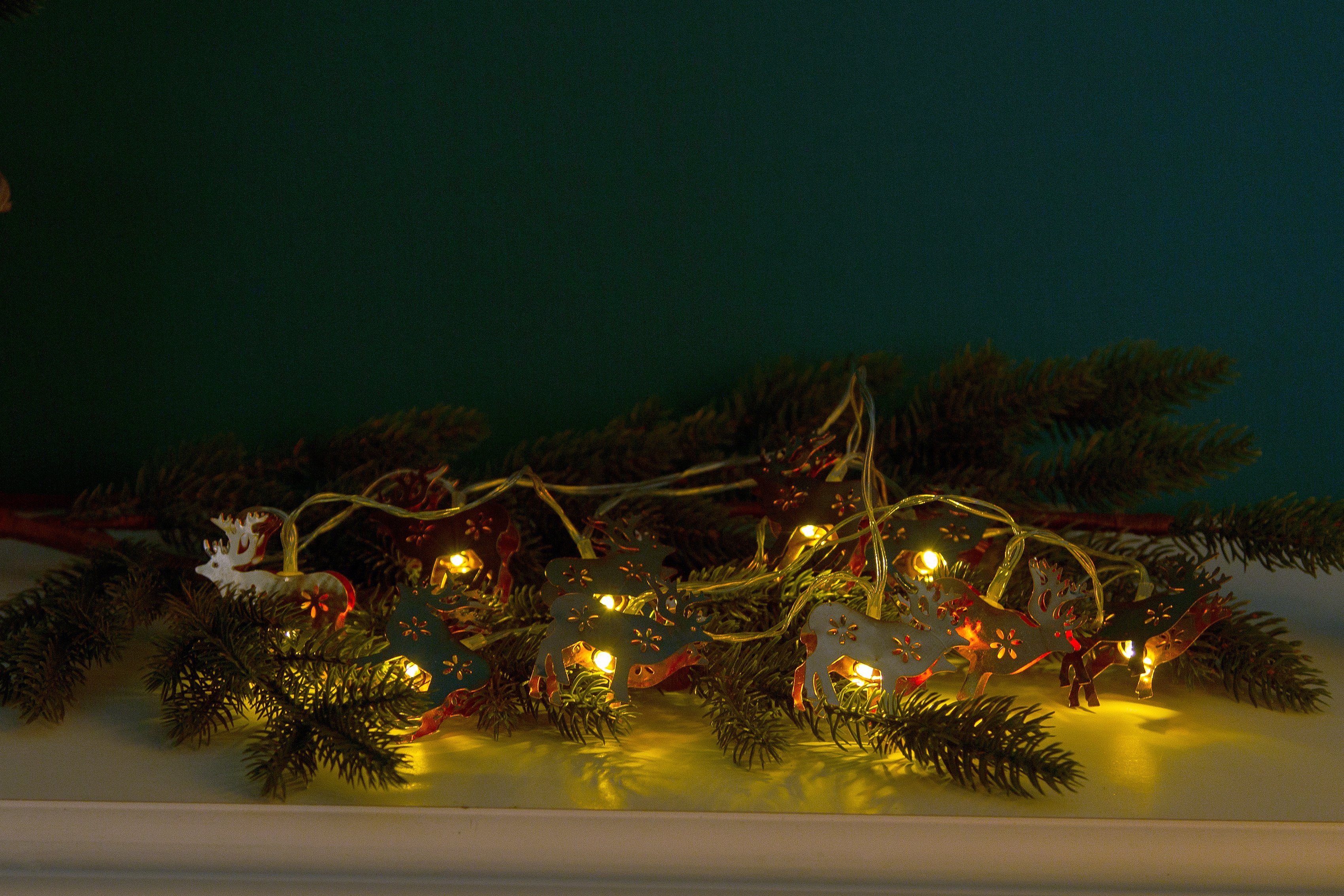 & Möbel mit Accessoires Länge Rentieren, cm Myflair LEDs, mit 10 LED-Lichterkette ca. Weihnachtsdeko, 150