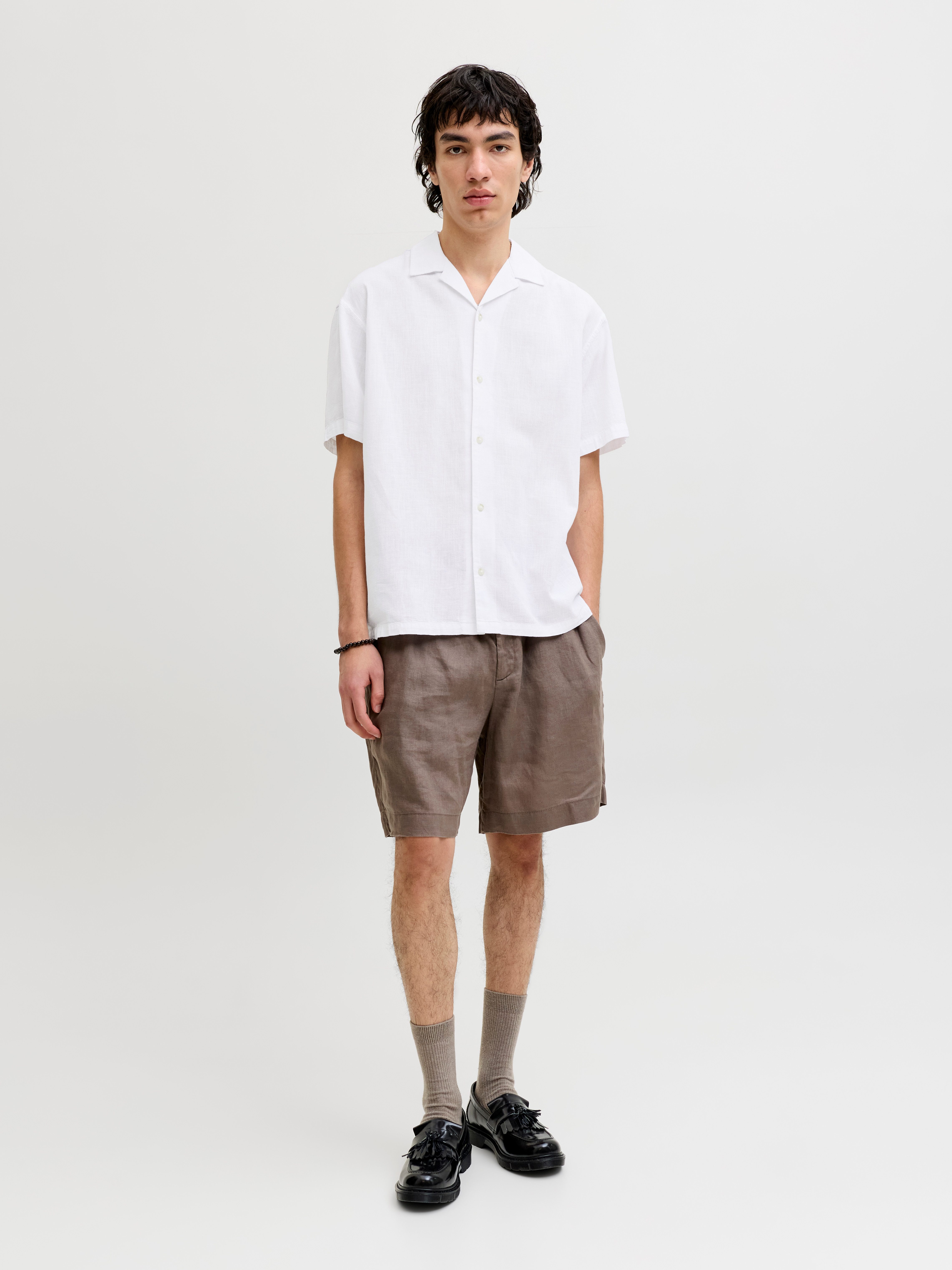 Jack & Jones Kurzarmhemd JJESUMMER LINEN BLEND RESORT SHIRT SS SN Baumwollmischung, relaxed fit – Bild 4 von 5
