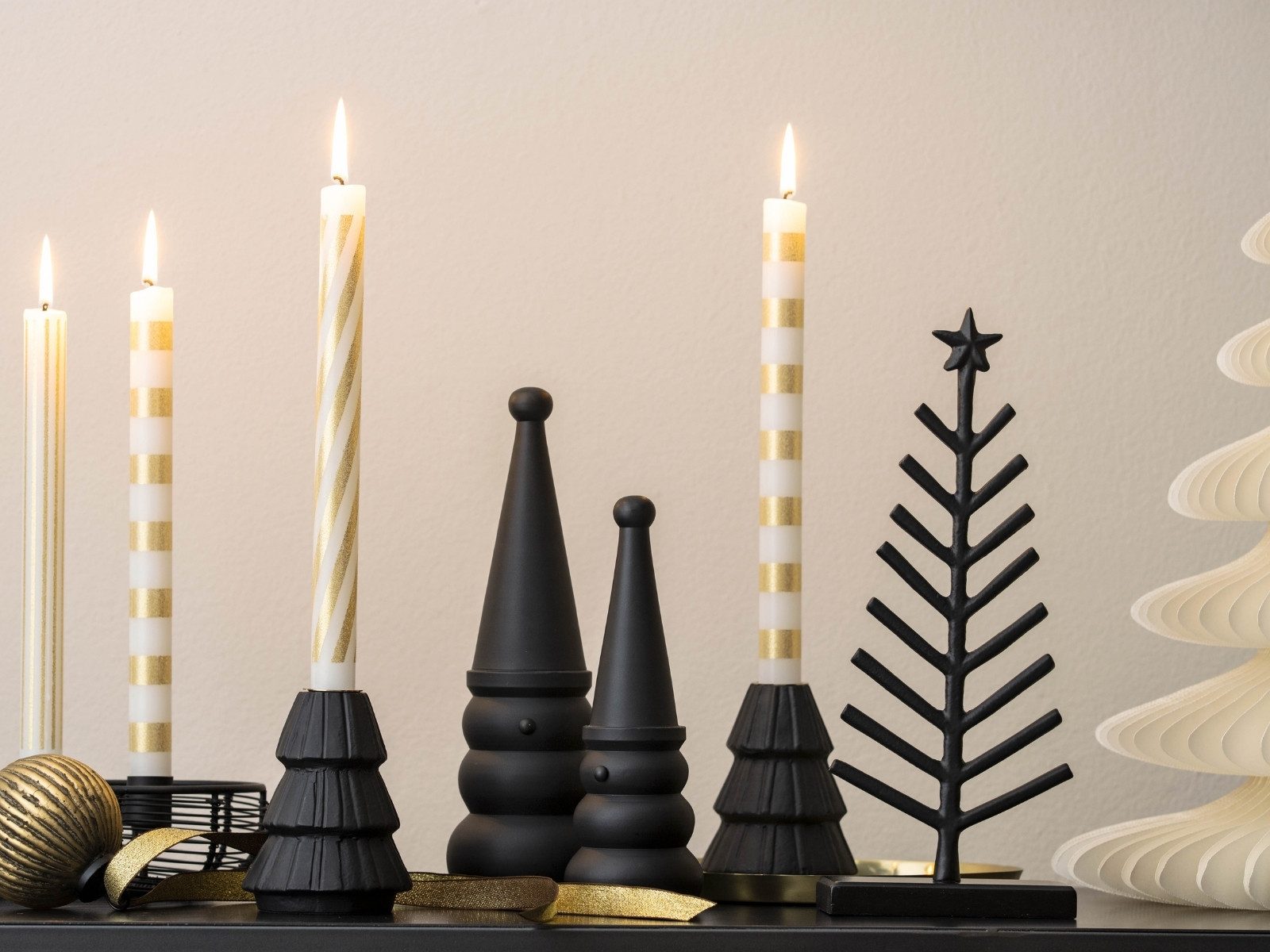 Villeroy & Boch Kerzenständer Christmas Chic Kerzenständer Baum schwarz 10,5cm – Bild 4 von 5