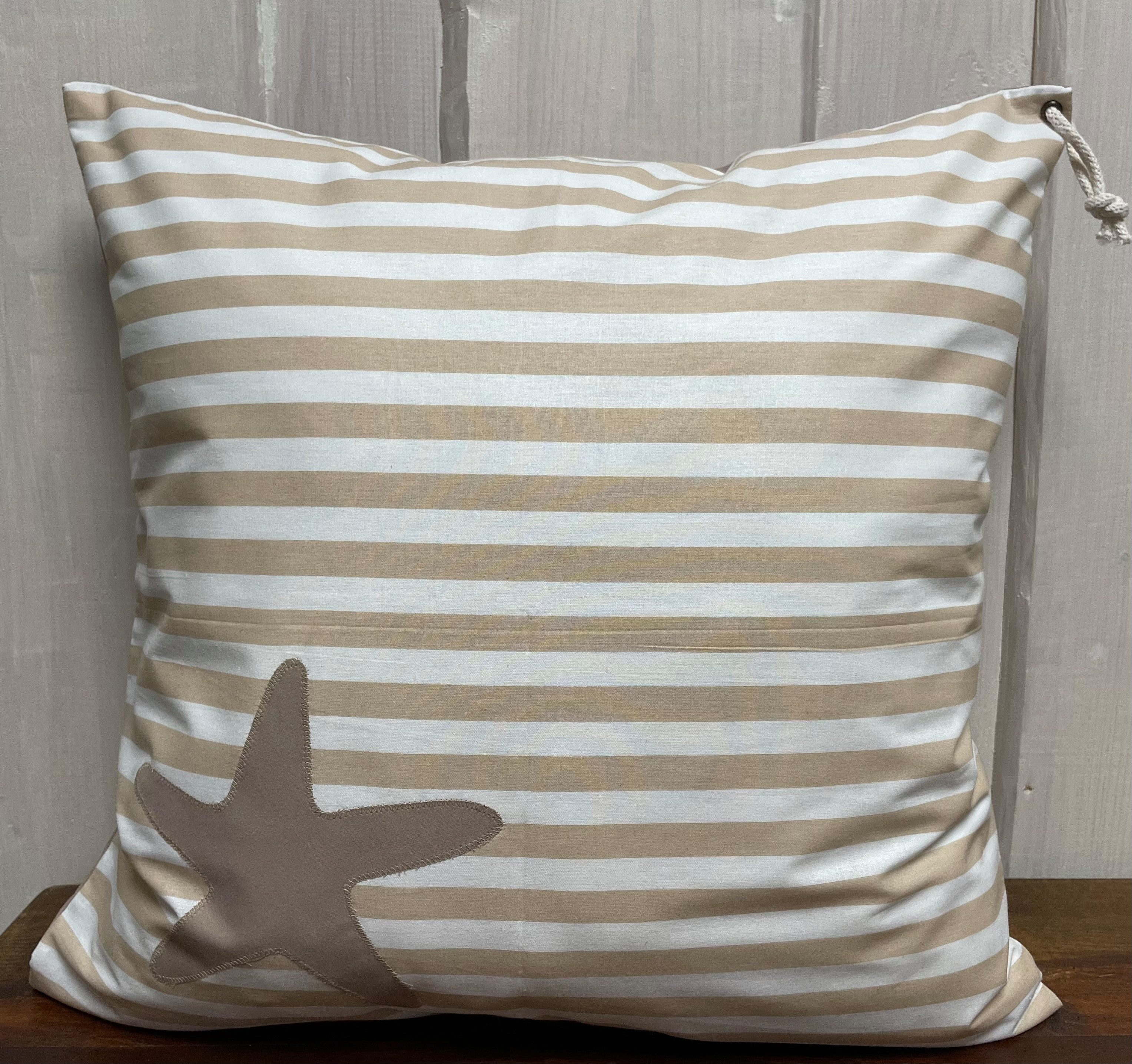 Ammerkind Dekokissen Maritime Kissenhülle *Seestern* beige/weiß gestreift, 100% Handarbeit aus Bayer
