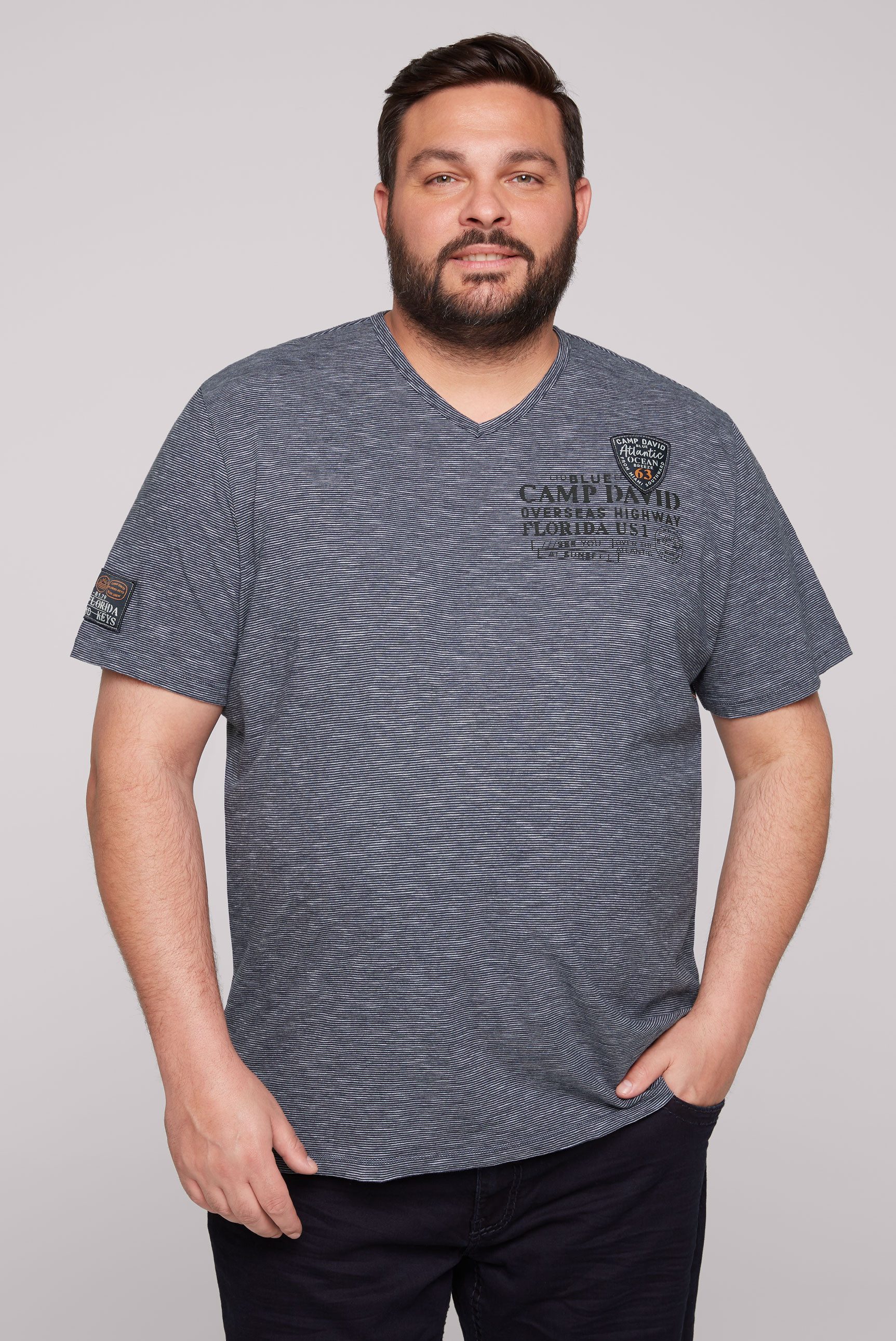 CAMP DAVID T-Shirt mit Label Print und Patch