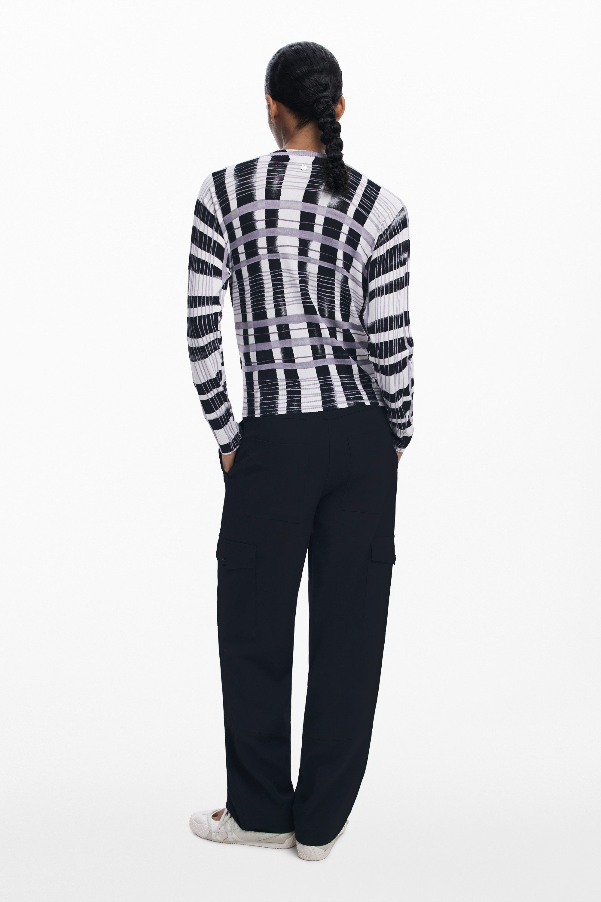 Desigual Strickpullover Weißer Damenpullover: Langarmshirt mit Details und Rundhalsausschnitt