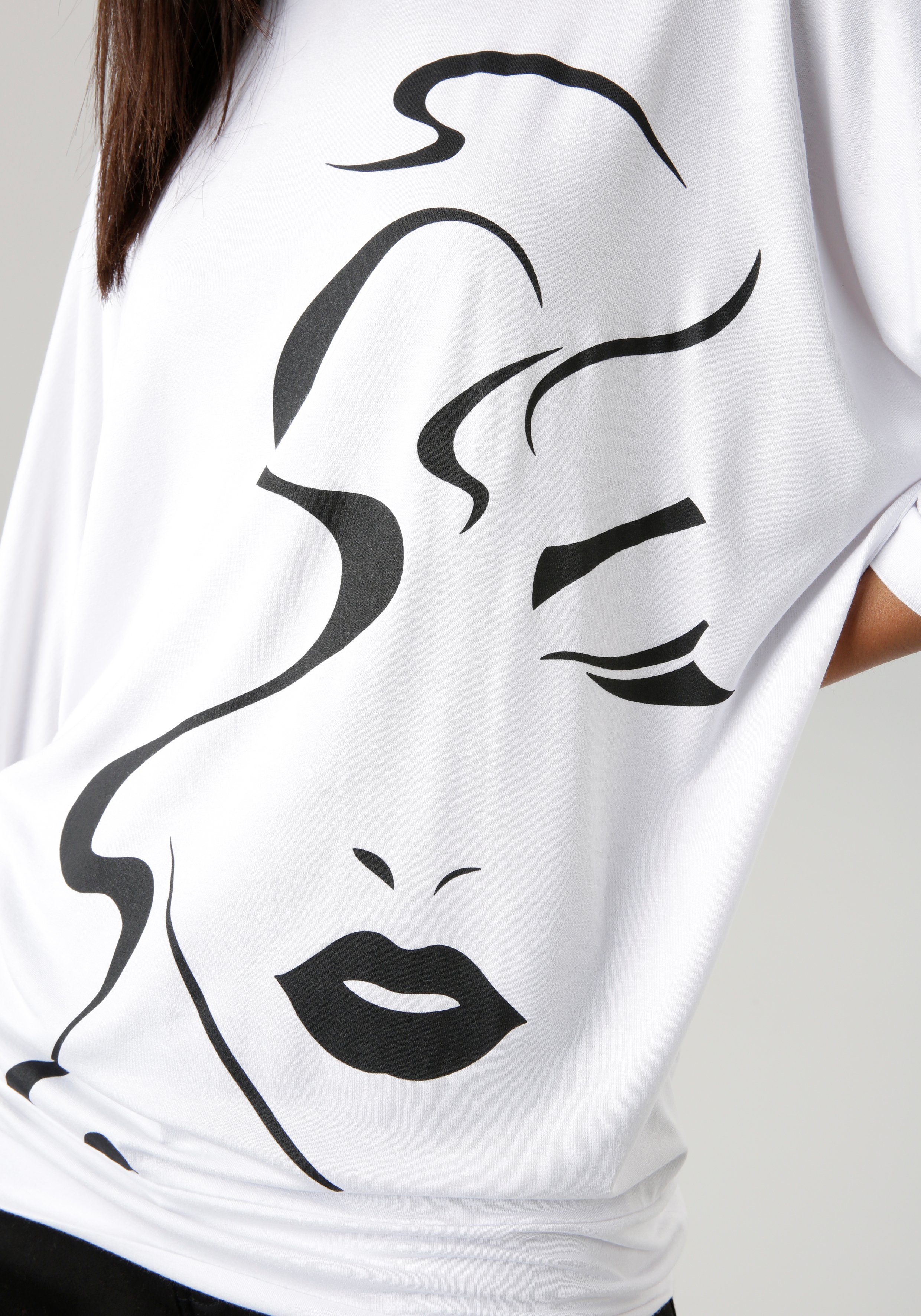 Aniston SELECTED KOLLEKTION Fledermausshirt weiß-schwarz NEUE abstraktem Gesichtsdruck - mit
