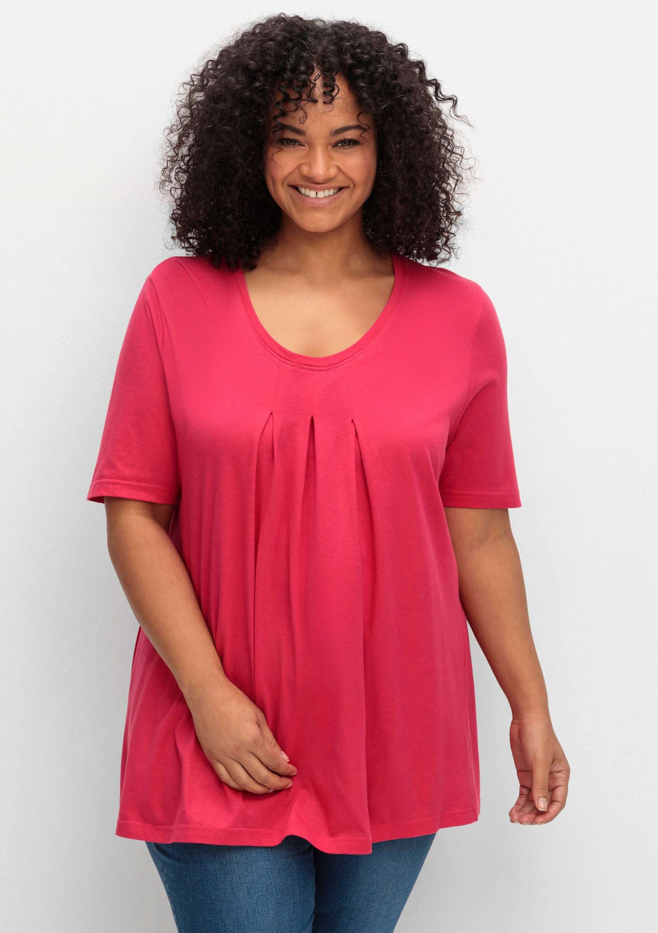 Sheego T-Shirt T-Shirt Kurzarm in A-Linie, mit Kellerfalten am Ausschnitt