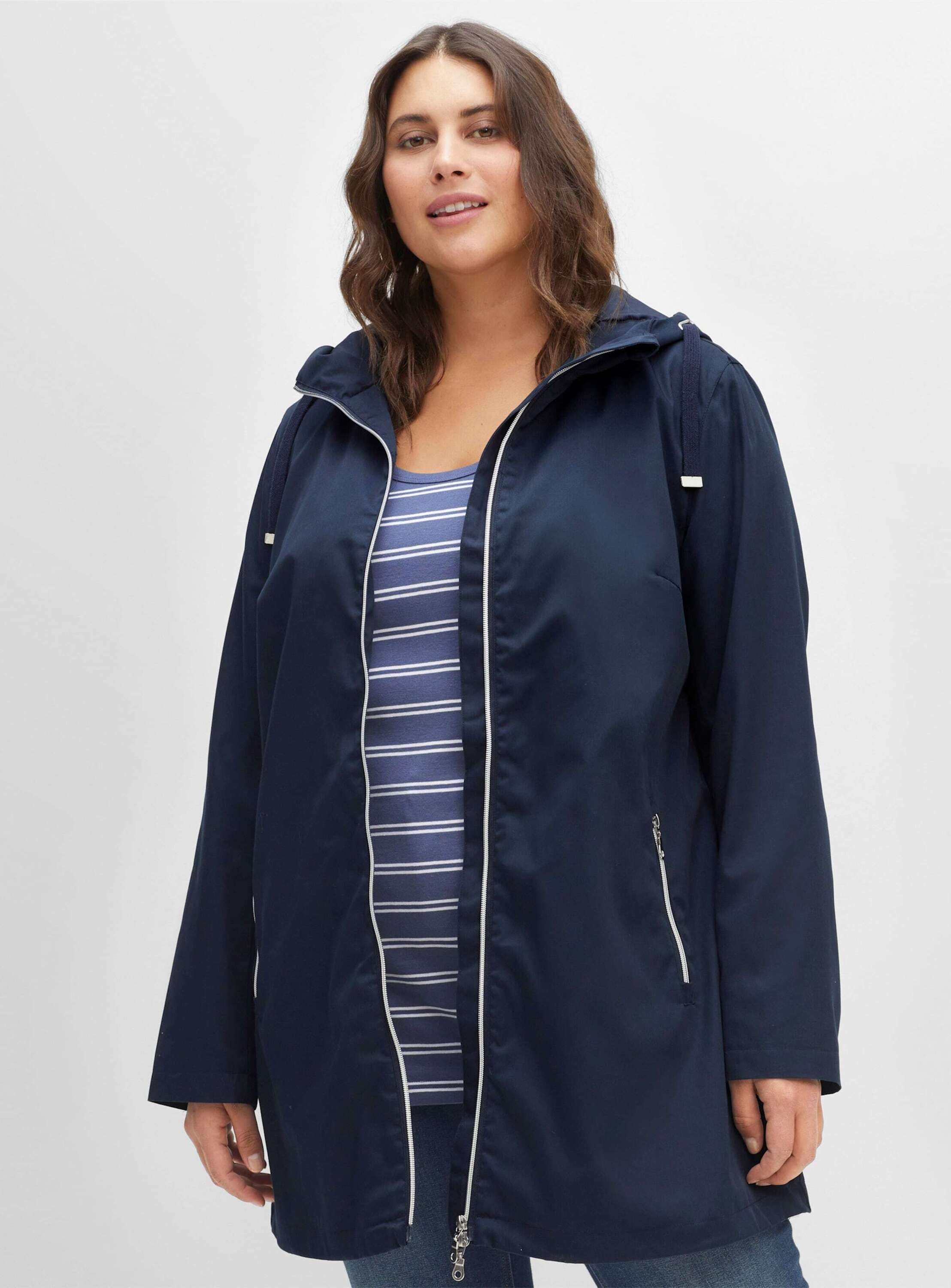 Sheego Winterjacke Outdoorjacke Langarm in A-Linie, mit Kapuze und Tunnelzug – Bild 4 von 5