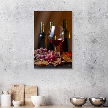 Posterlounge Acrylglasbild Editors Choice, Rotwein mit Trauben und Weinblättern, Küche Rustikal Fotografie