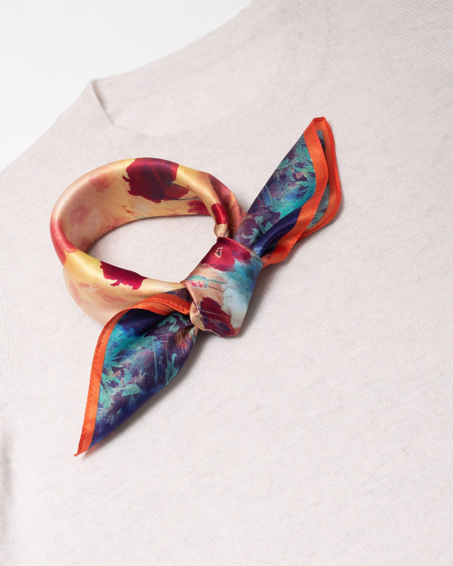 MayTree Seidentuch quadratisch Licht im Mohnfeld 53x53, (Stück), 100% Seide günstig online kaufen