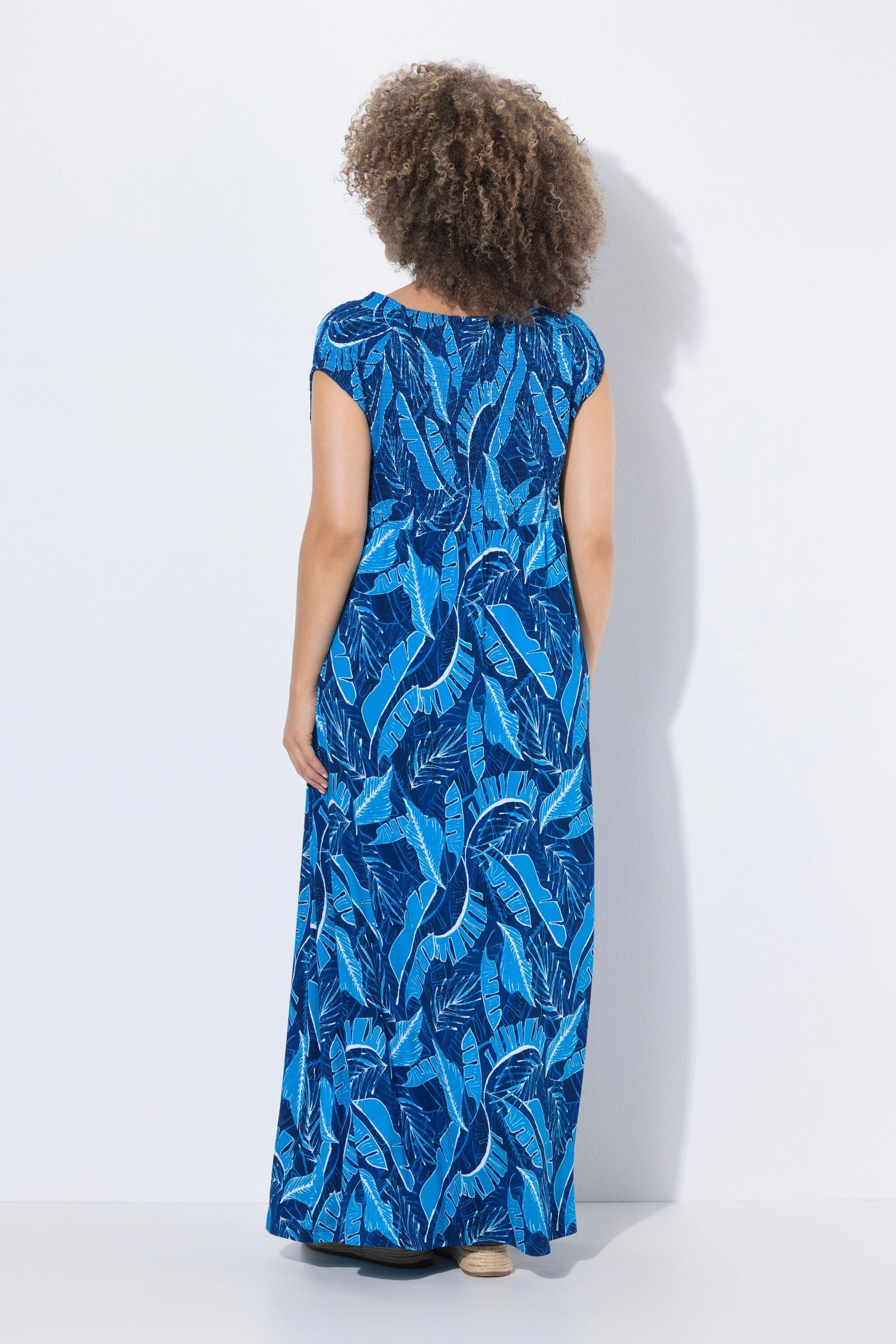 Ulla Popken Maxikleid Maxi-Smokkleid Blätter Carré-Ausschnitt Halbarm