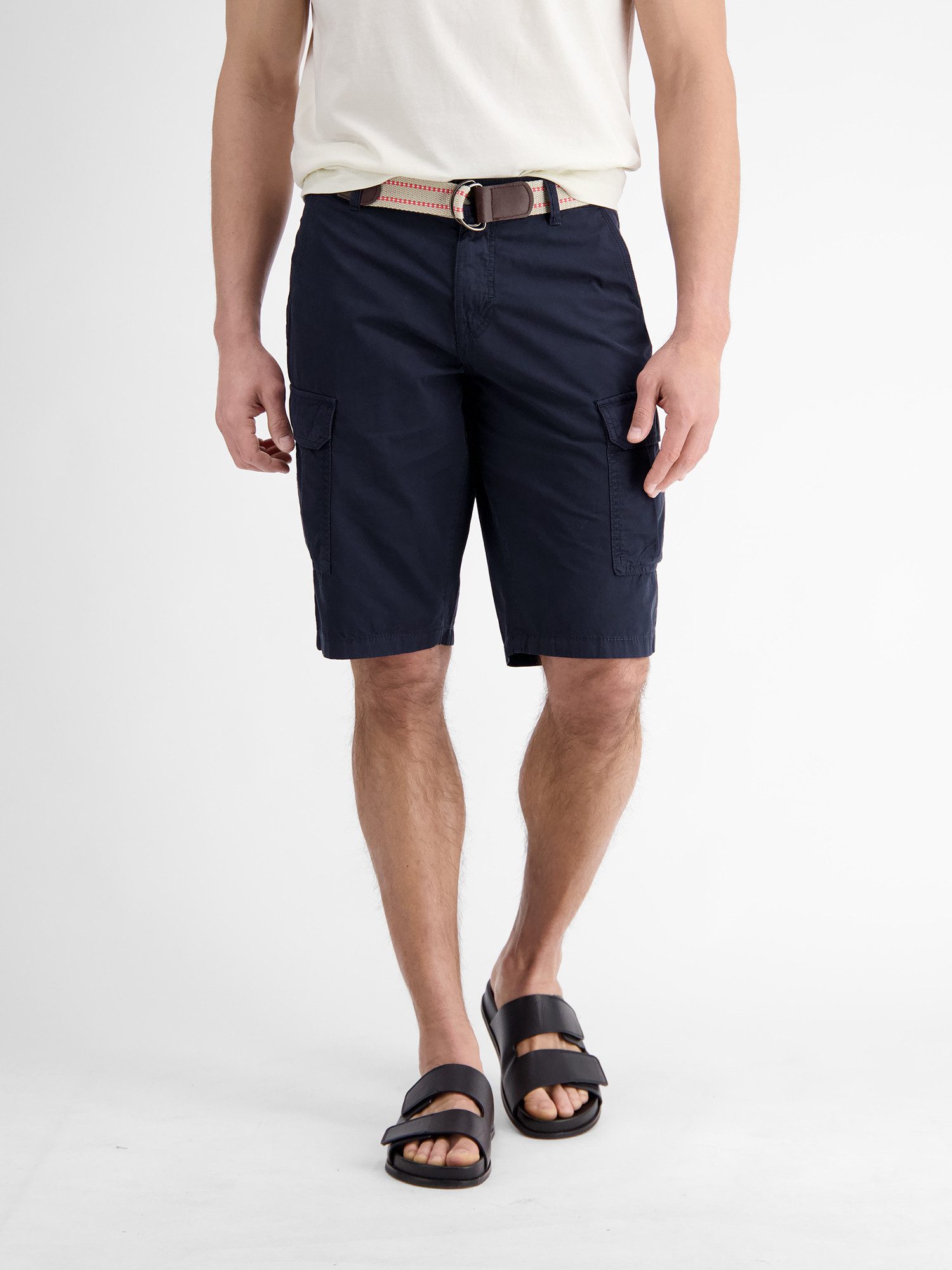 LERROS Bermudas Cargo-Bermuda mit Gürtel (Set) Bequem geschnittene Bermuda für den Sommer, Einfarbig, 100% Baumwolle