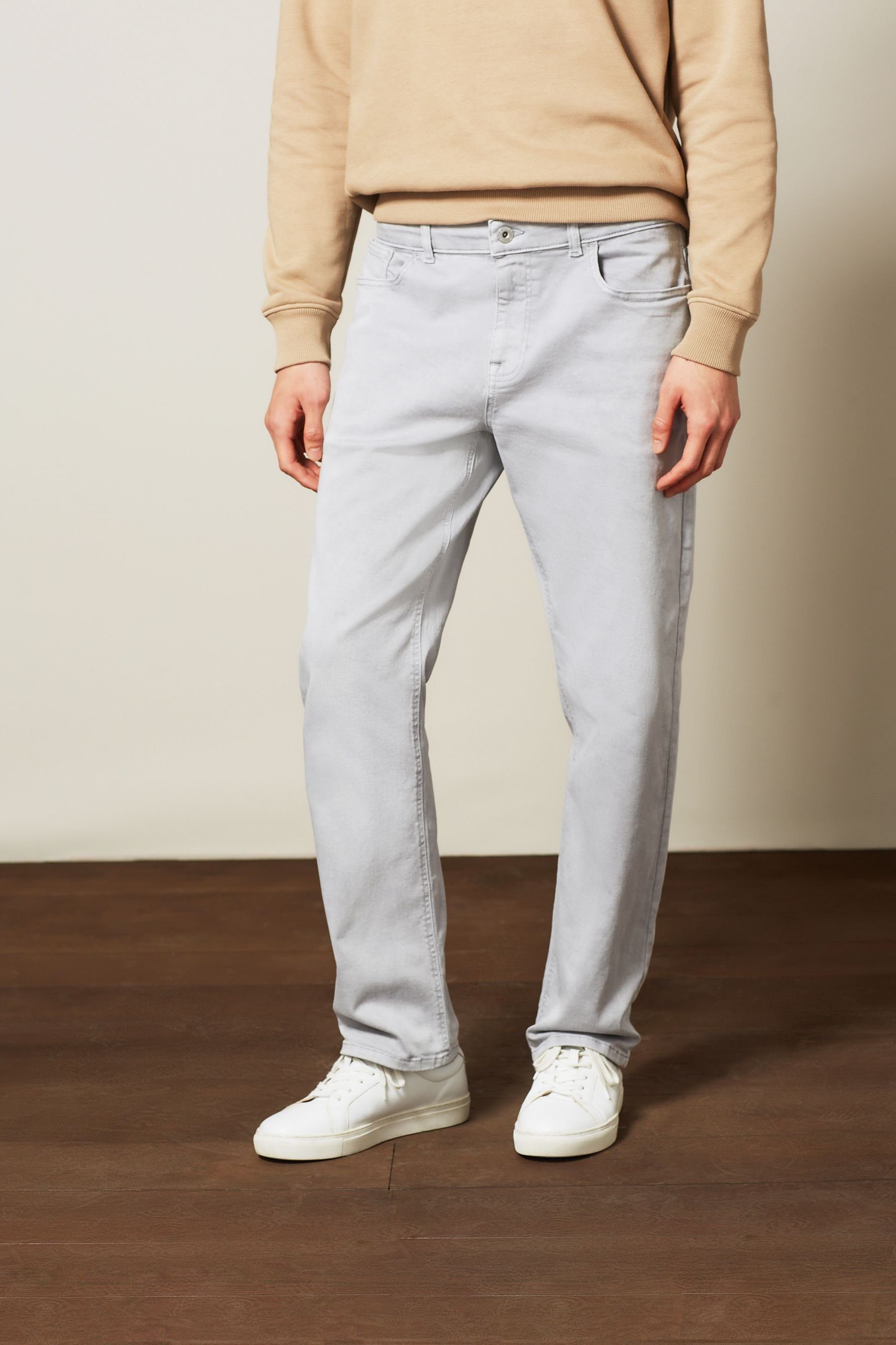 Next Straight-Jeans Gefärbte Straight Pale Fit Stretch-Jeans (1-tlg) Grey